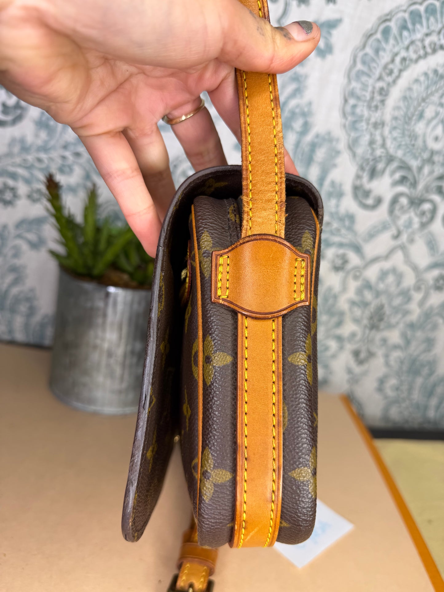 Louis Vuitton Saint Germain 24