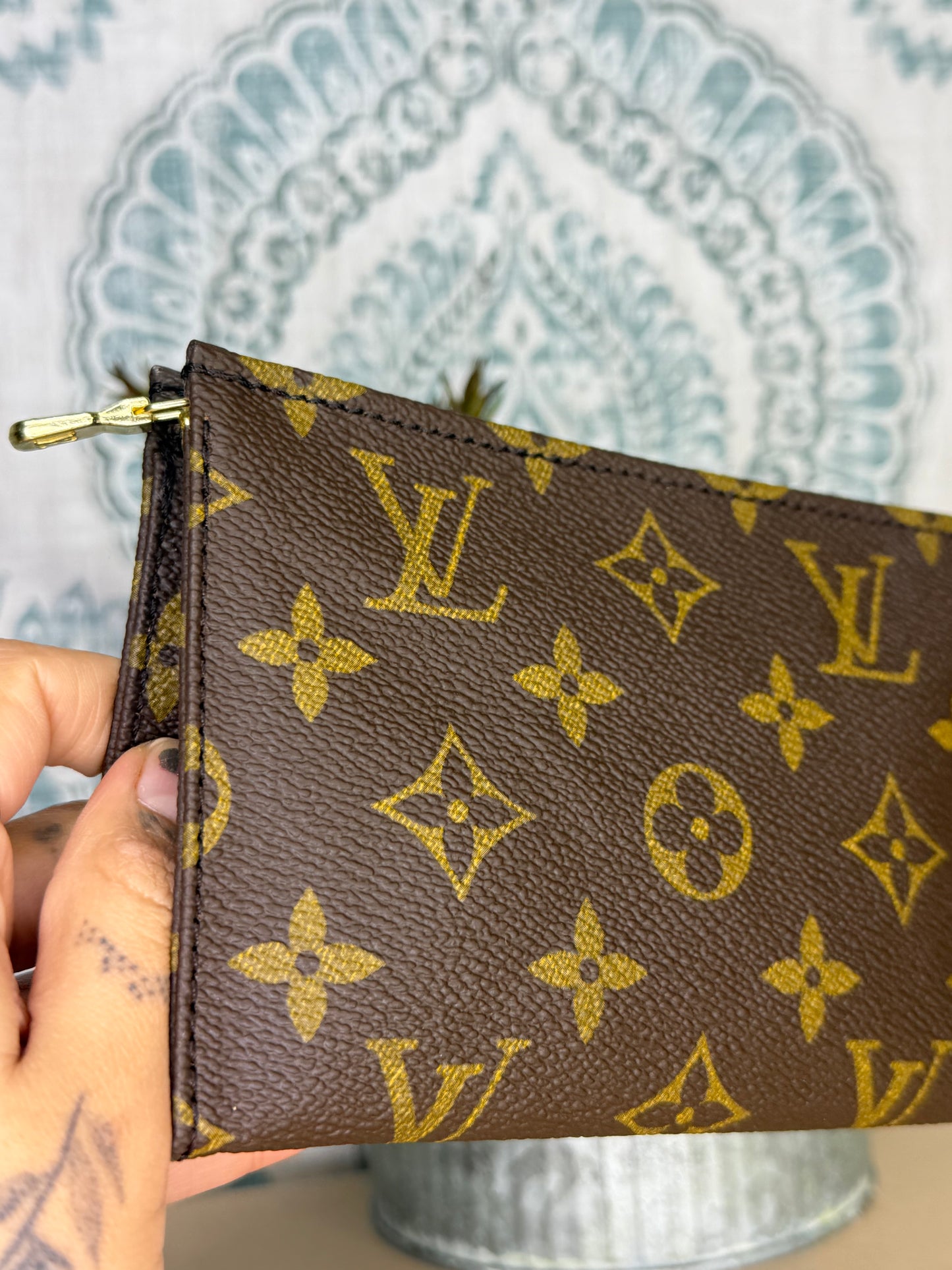 Louis Vuitton Toiletry 15