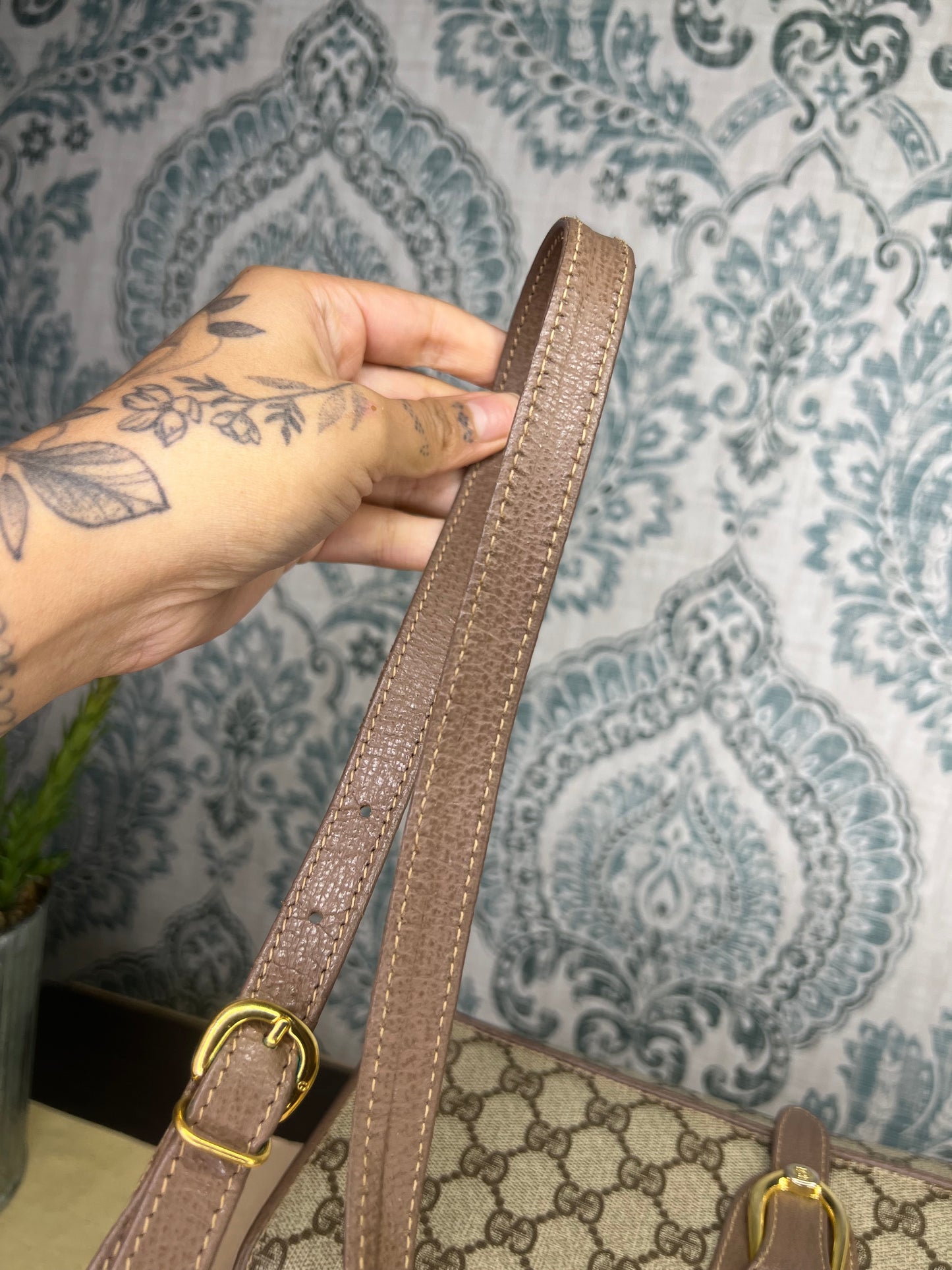 Gucci Supreme Vintage 2way Purse/Clutch