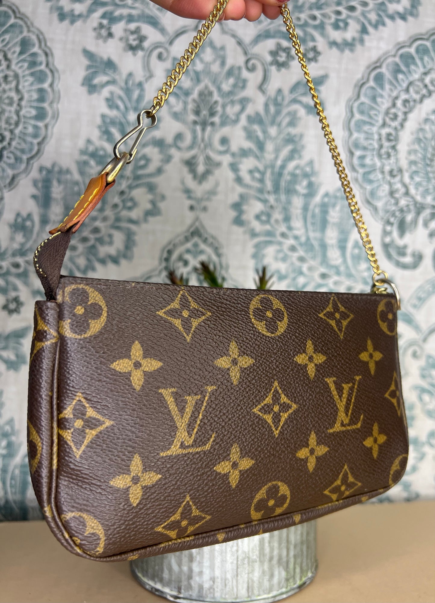 Louis Vuitton Monogram Bucket Pochette #1