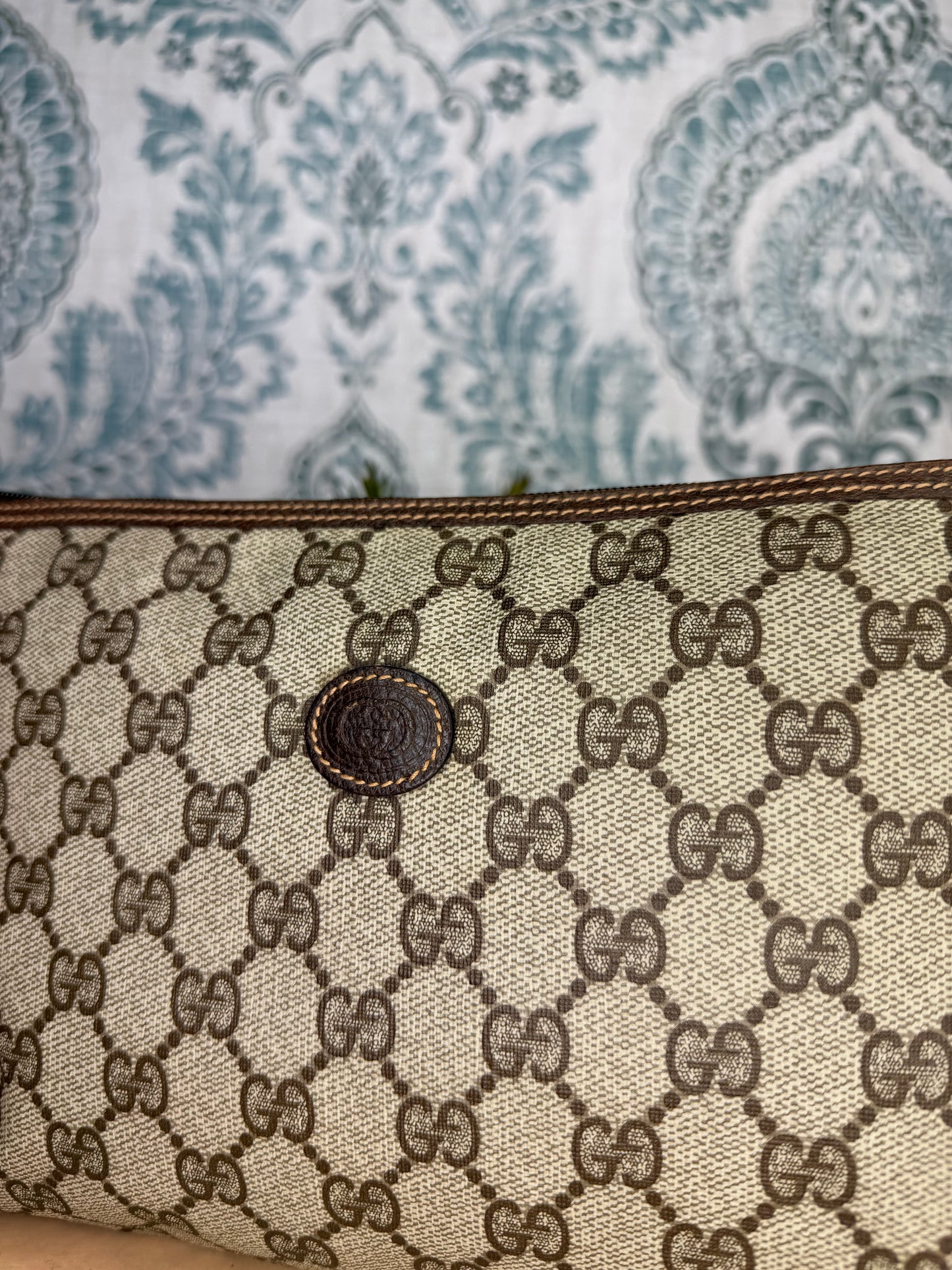 Gucci Supreme Brown Vintage Clutch / Pouch