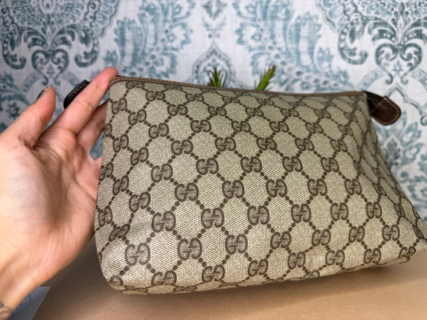 Gucci Supreme Brown Vintage Clutch / Pouch