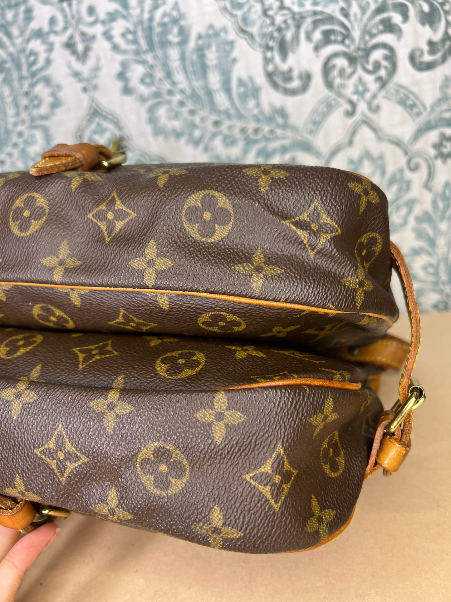 Louis Vuitton Saumur 30