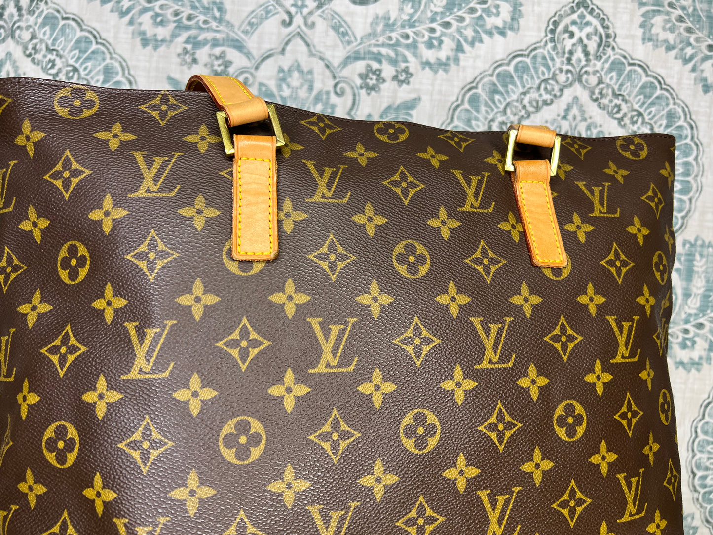 Louis Vuitton Cabas Mezzo