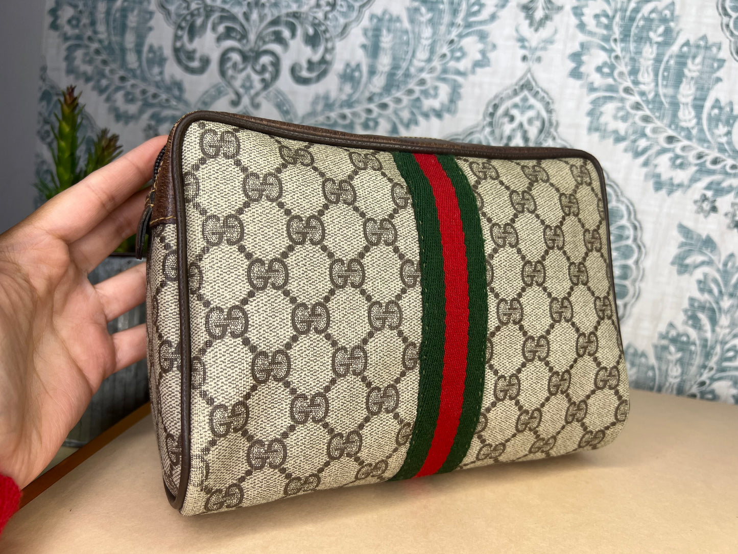 Gucci Supreme Brown Sherry Line Pouch