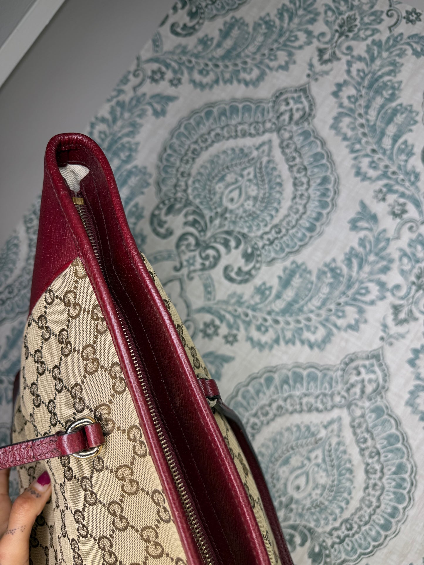 Gucci Medium Bree Zippered Tote