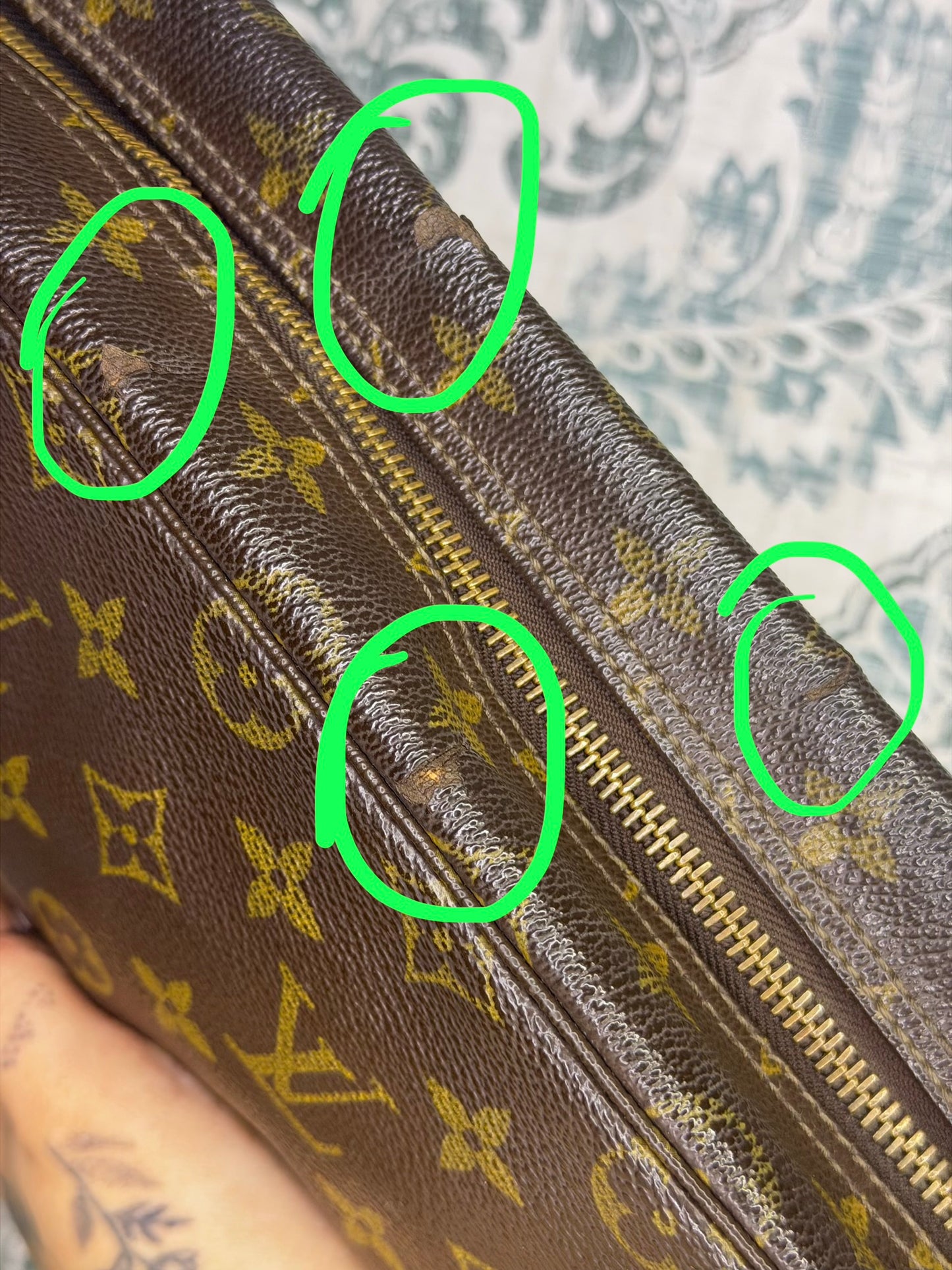 Louis Vuitton Trousse 28