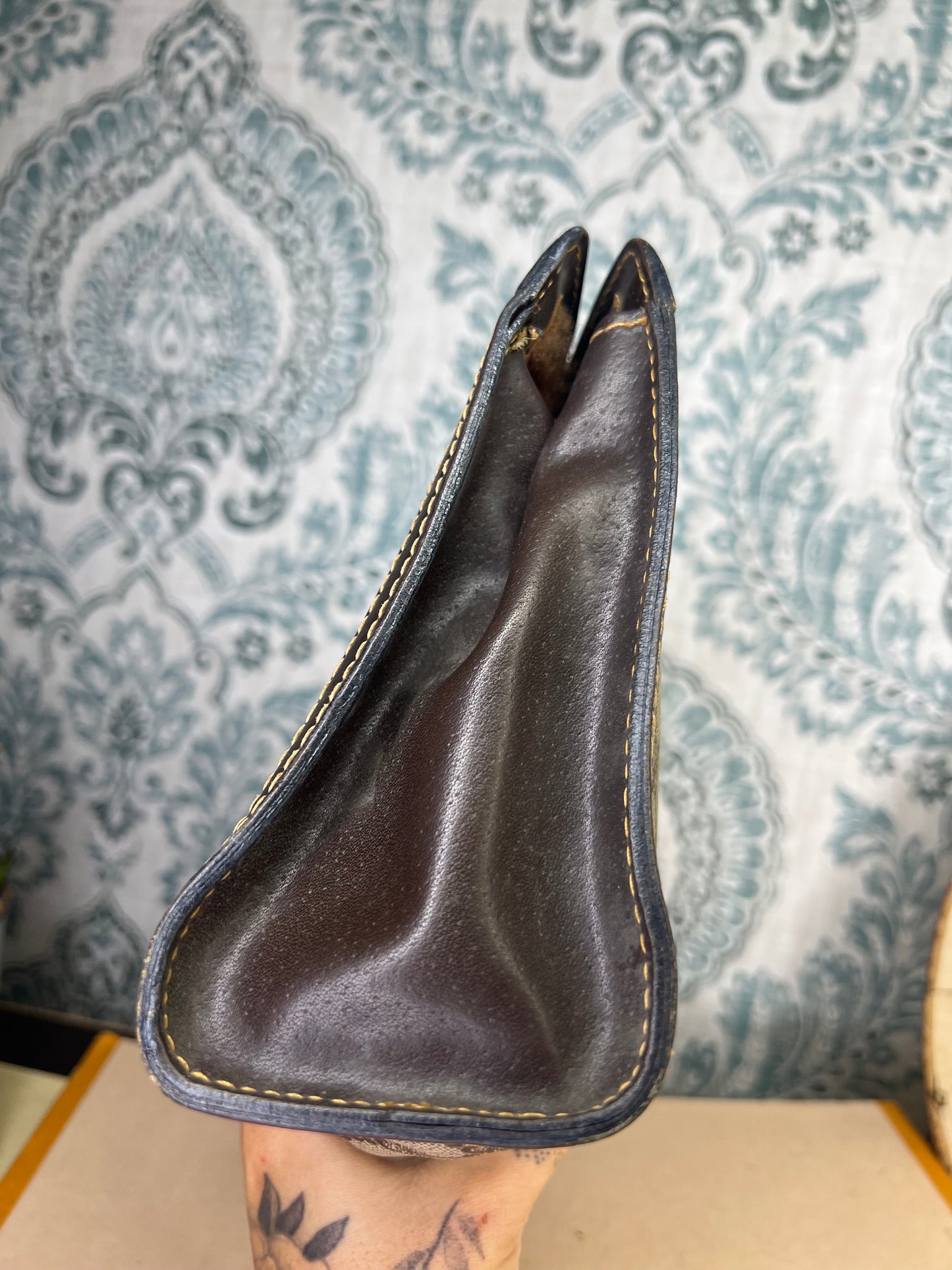 Gucci Parfum Supreme Brown Sherry Line Clutch