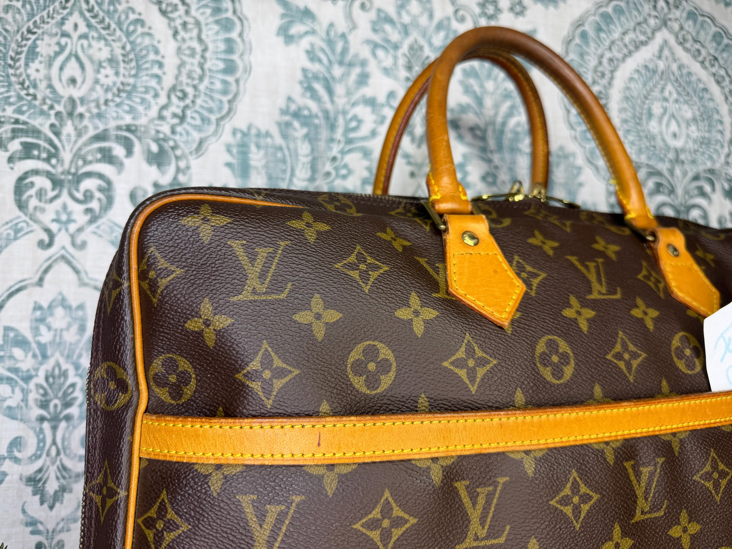 Louis Vuitton Porte Documents Voyage GM