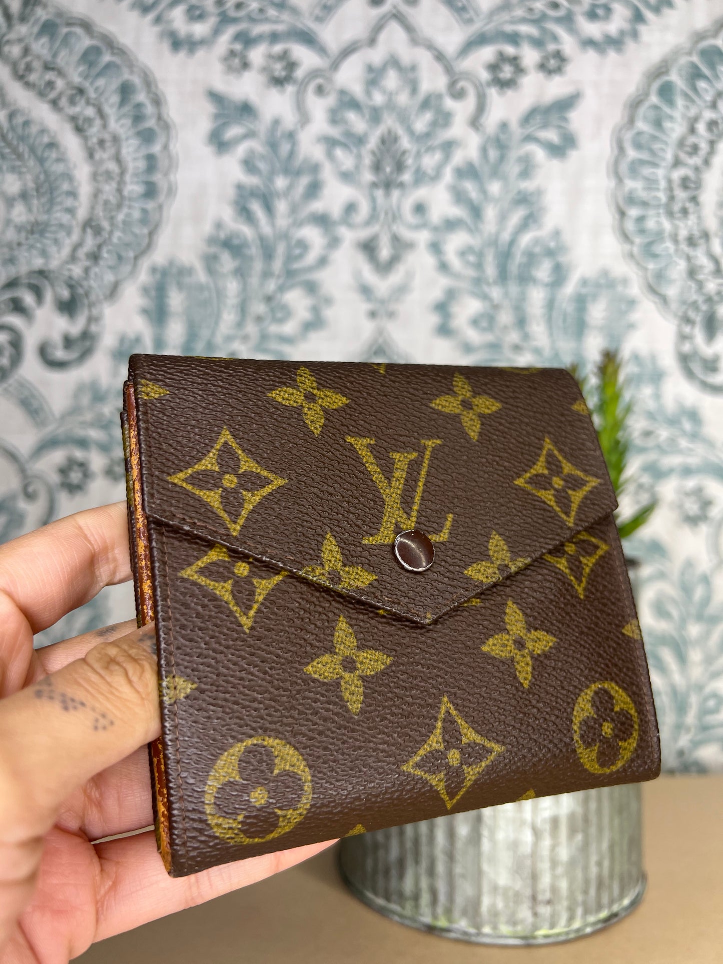 Louis Vuitton Monogram Elise Wallet