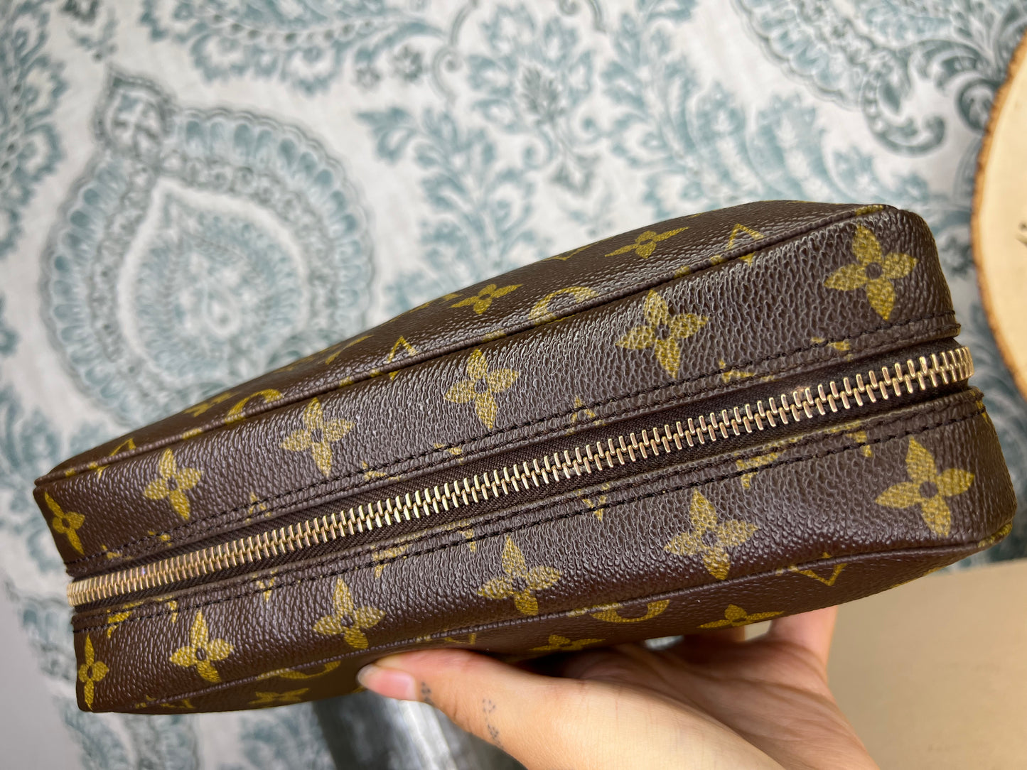 Louis Vuitton Trousse 23