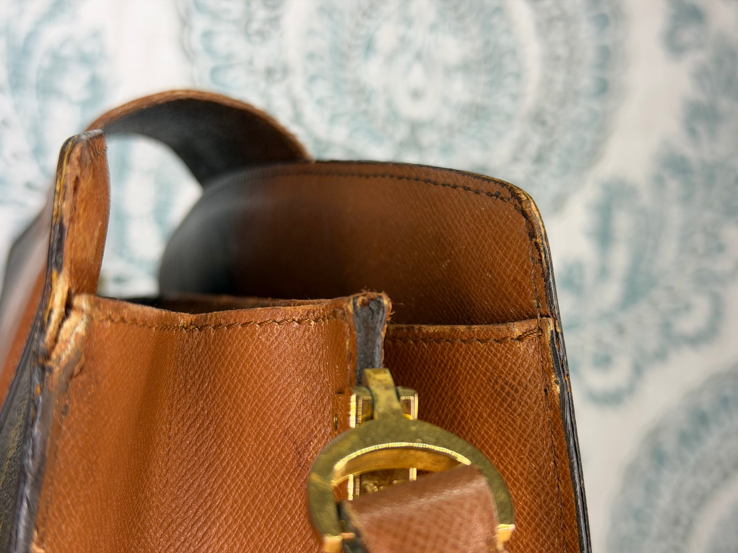 Louis Vuitton Courcelles