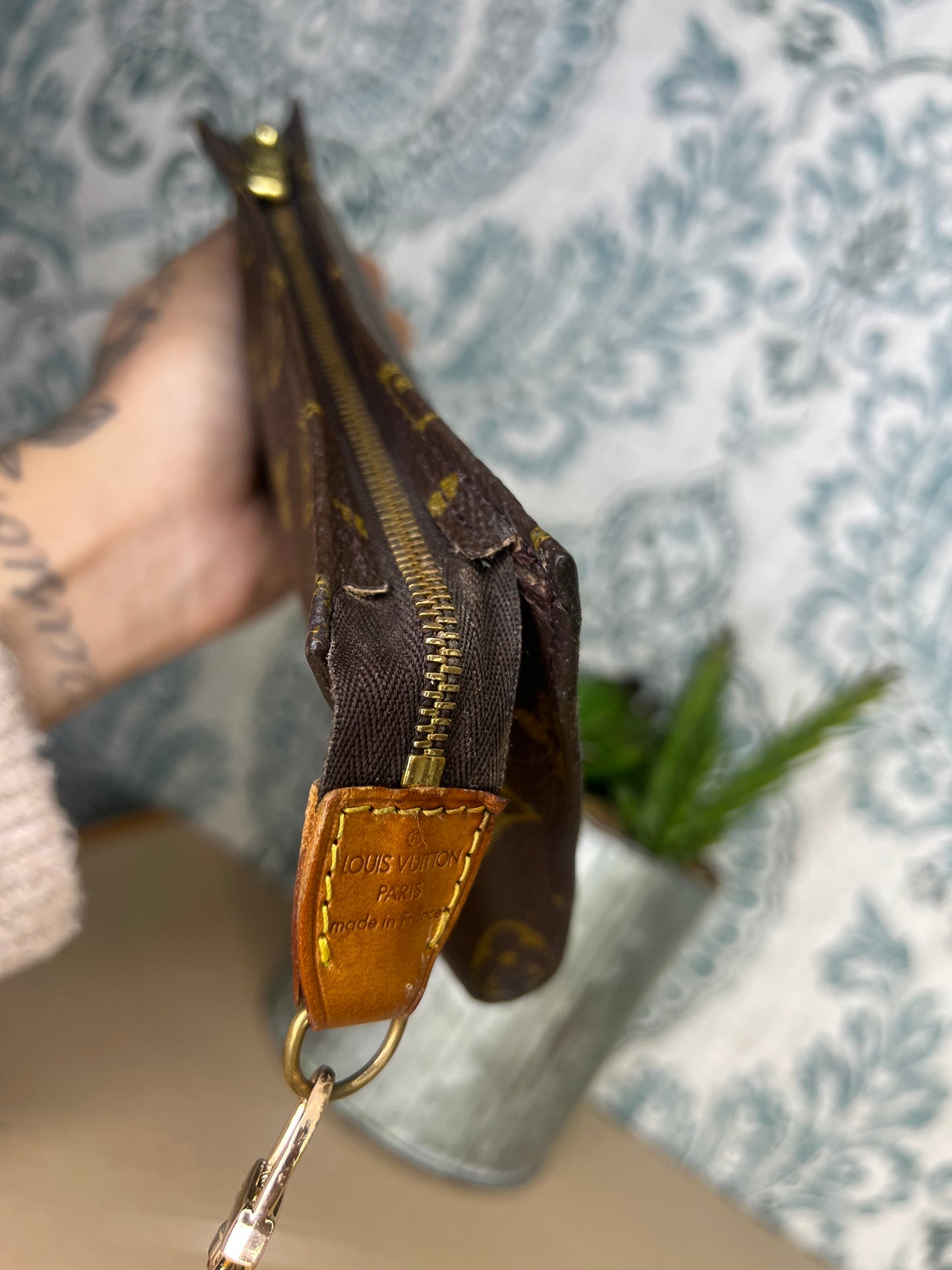 Louis Vuitton Bucket PM Pouch