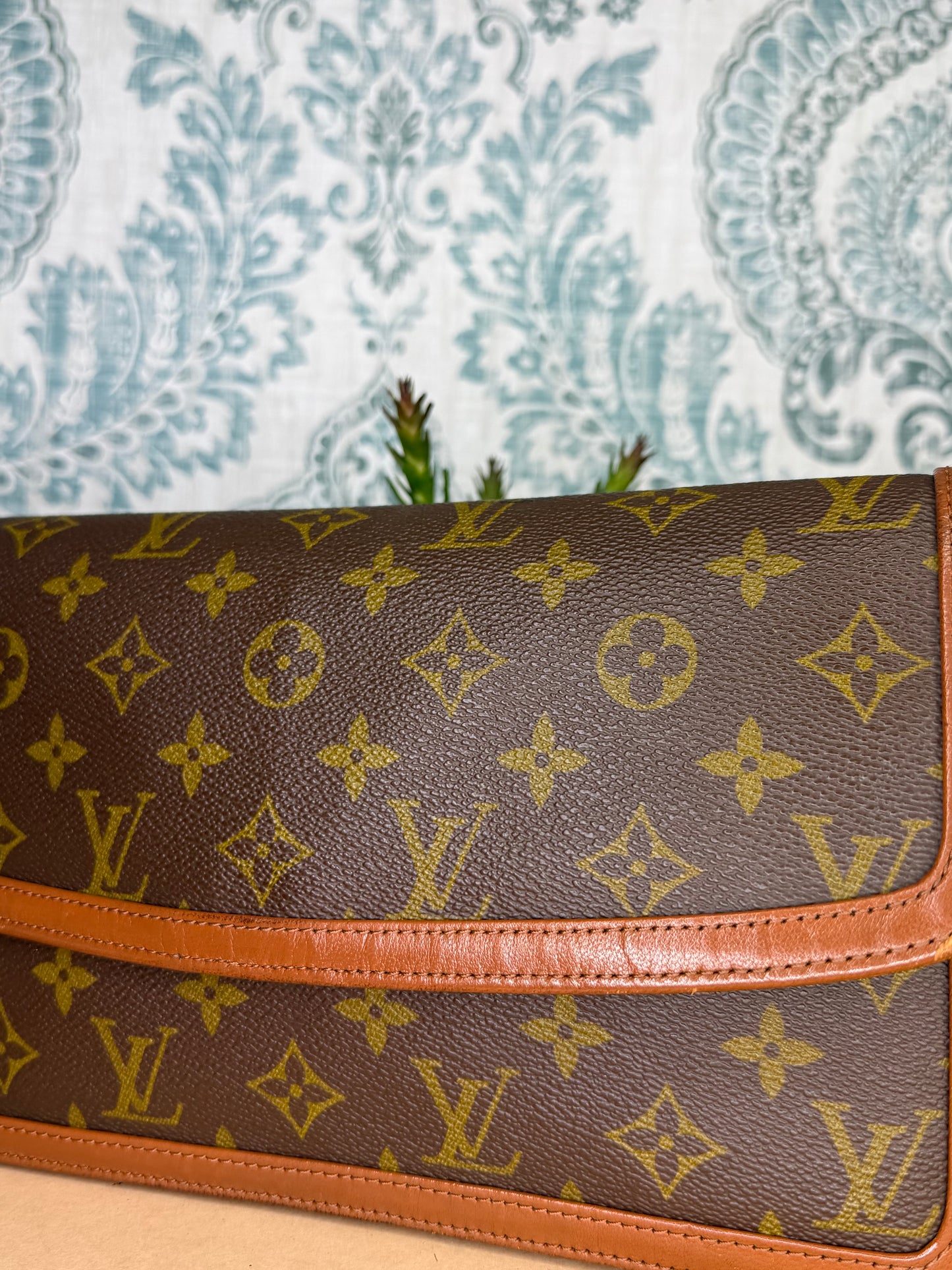 Louis Vuitton Pochette Dame GM