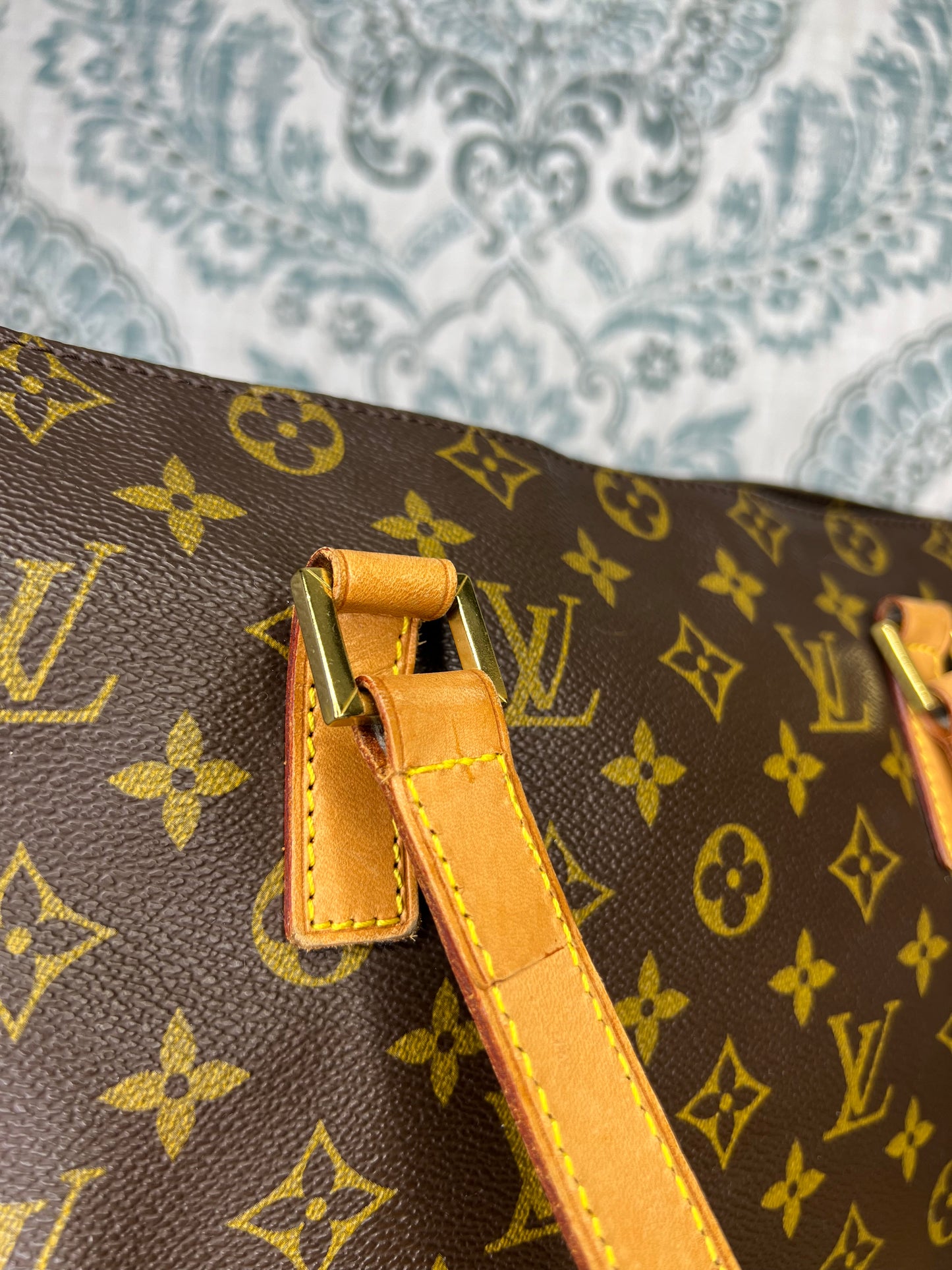 Louis Vuitton Cabas Mezzo
