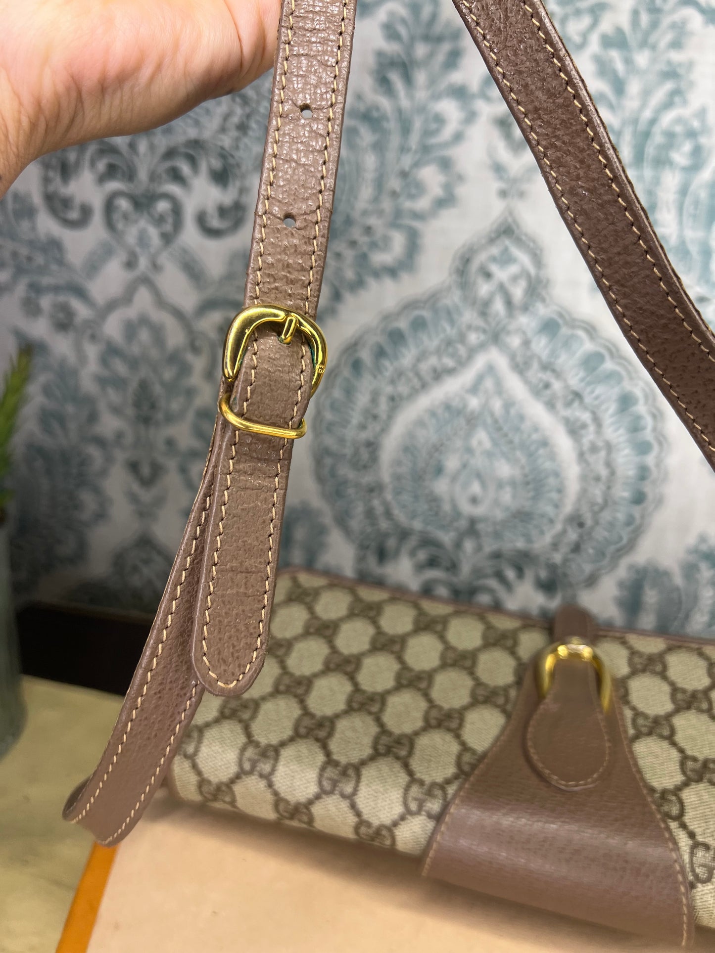 Gucci Supreme Vintage 2way Purse/Clutch