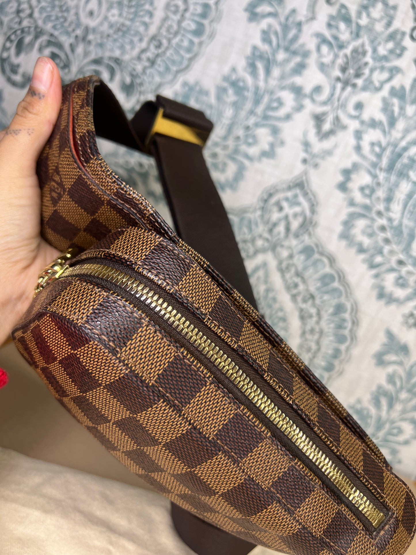 Louis Vuitton Geronimo Sling Bag