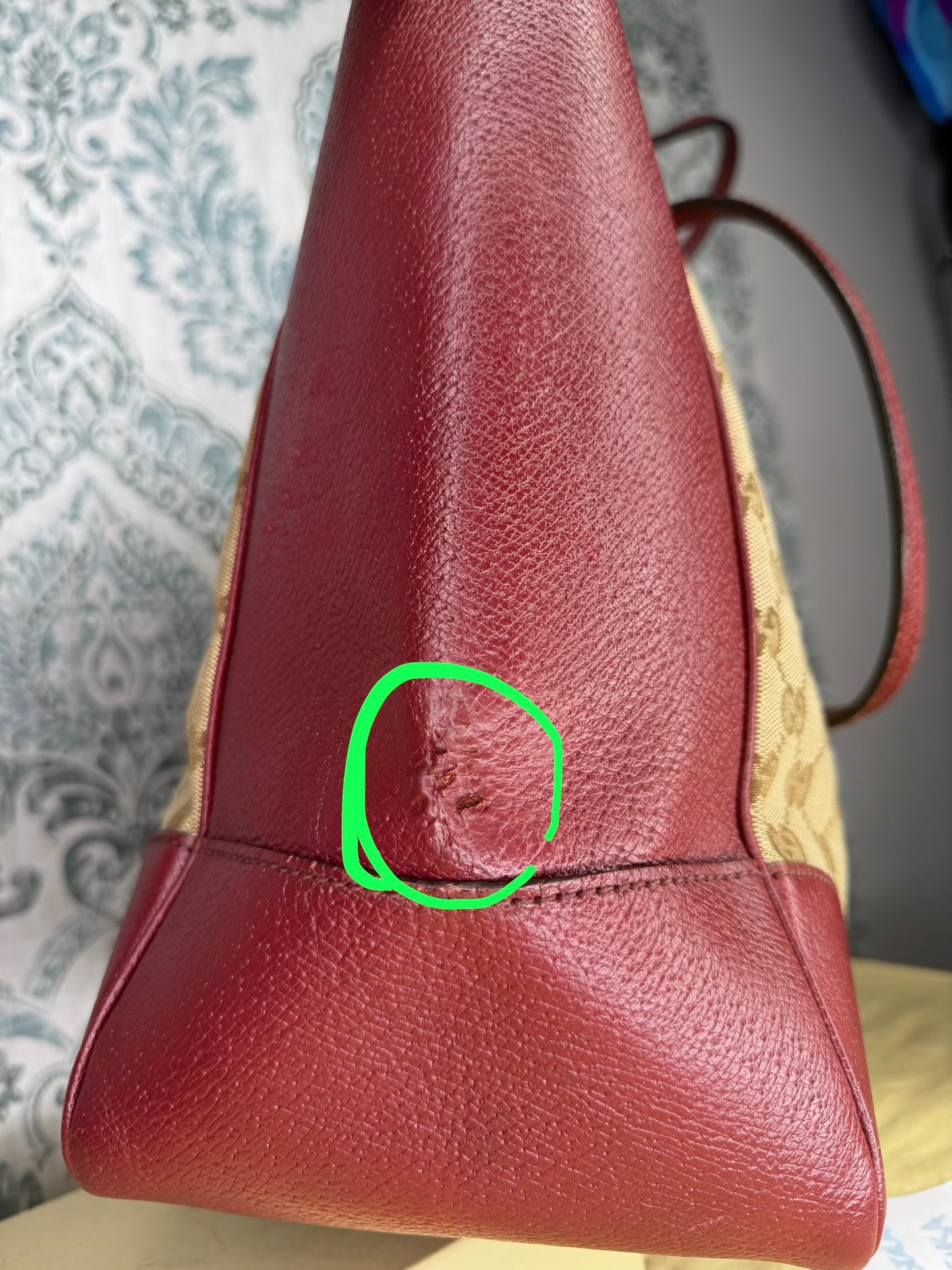 Gucci Medium Bree Zippered Tote