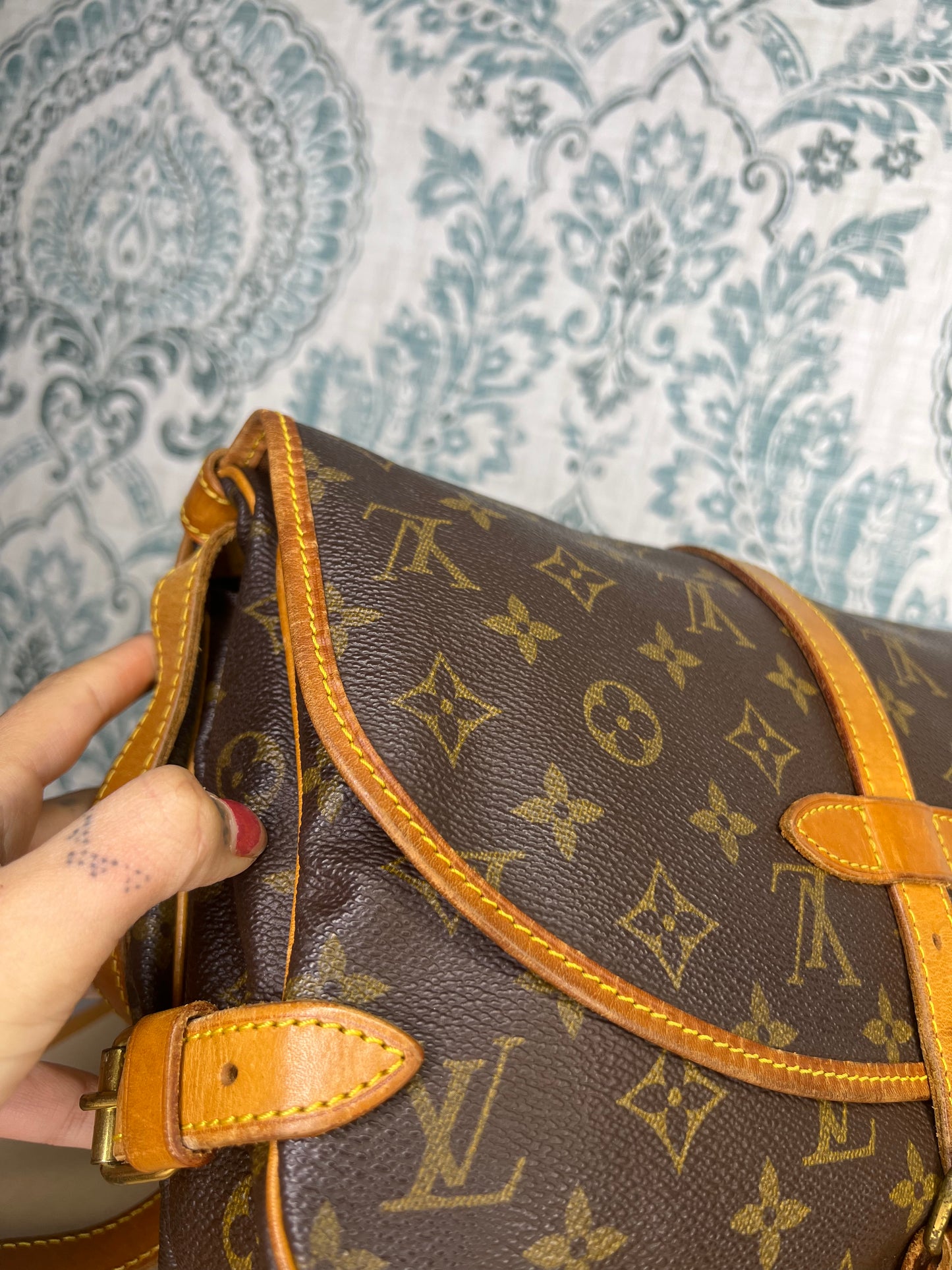 Louis Vuitton Saumur 30