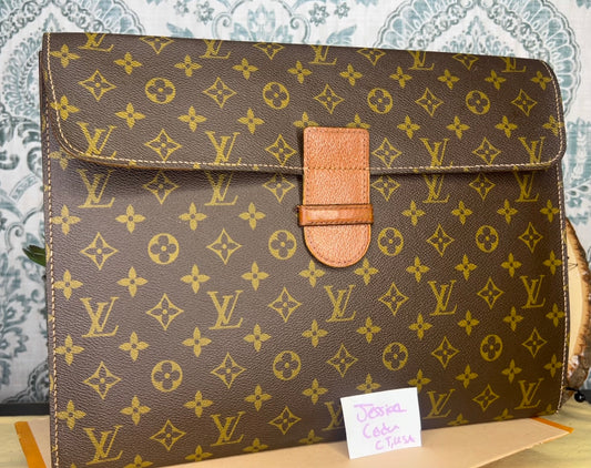 Louis Vuitton Poche Ministre