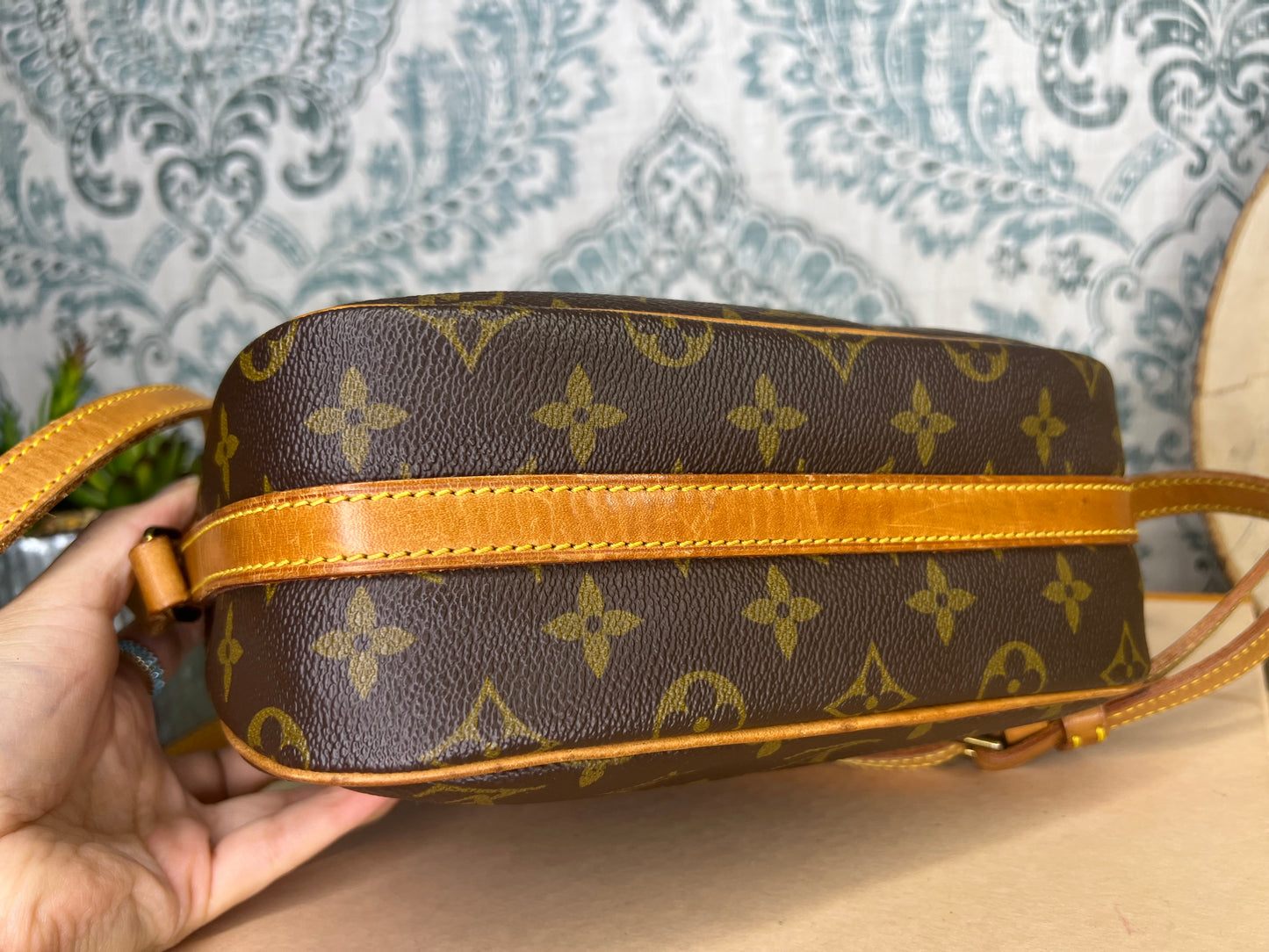 Louis Vuitton Senlis