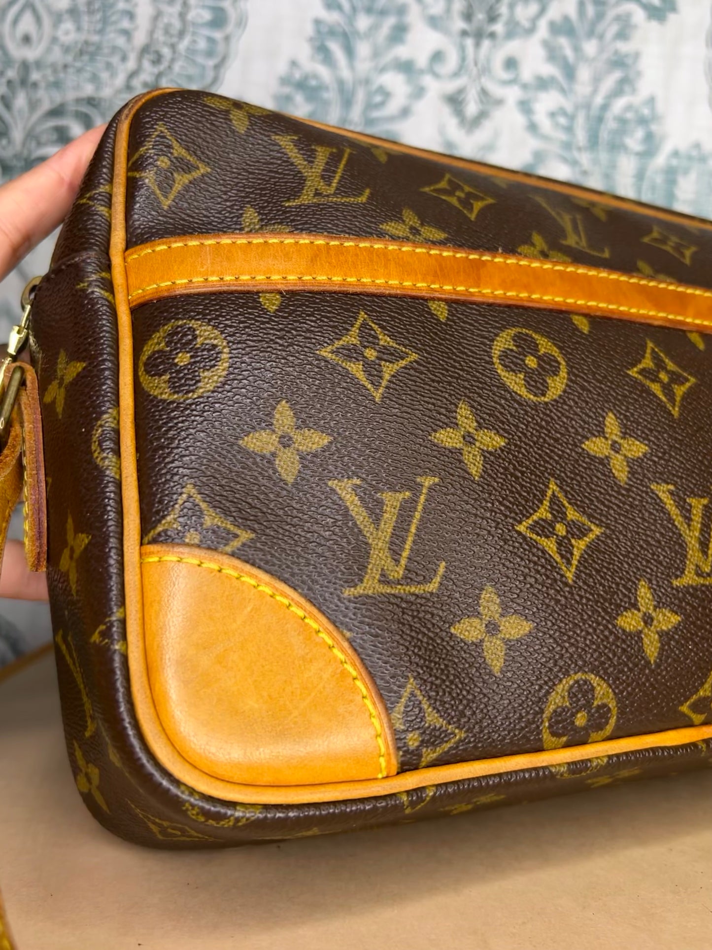 Louis Vuitton Trocadero 27