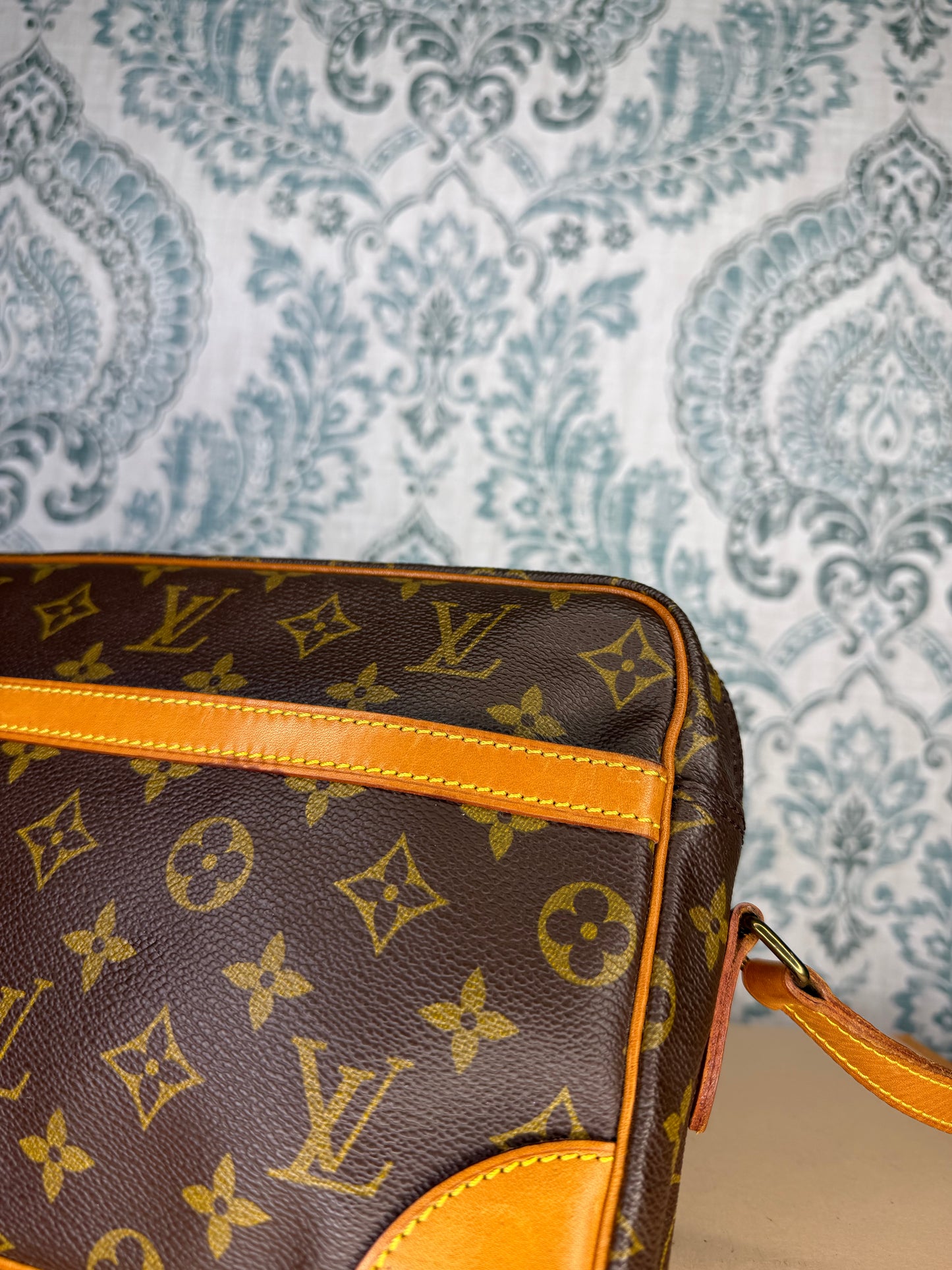 Louis Vuitton Trocadero 27