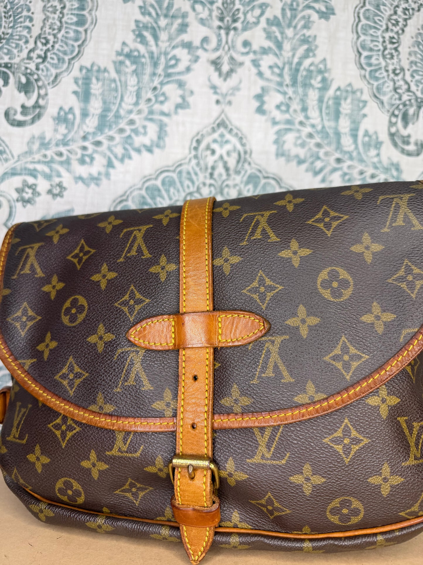 Louis Vuitton Saumur 30