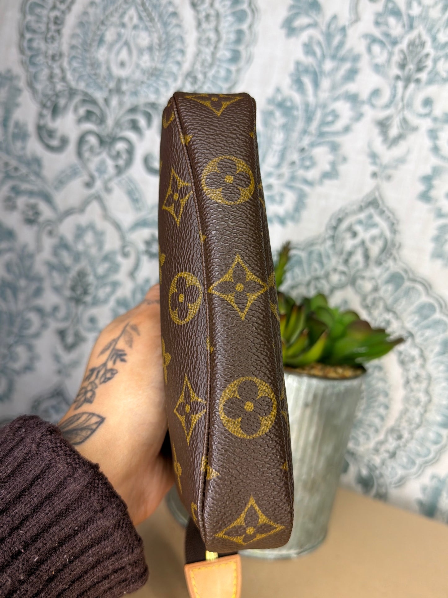Louis Vuitton Monogram Bucket Pochette #4