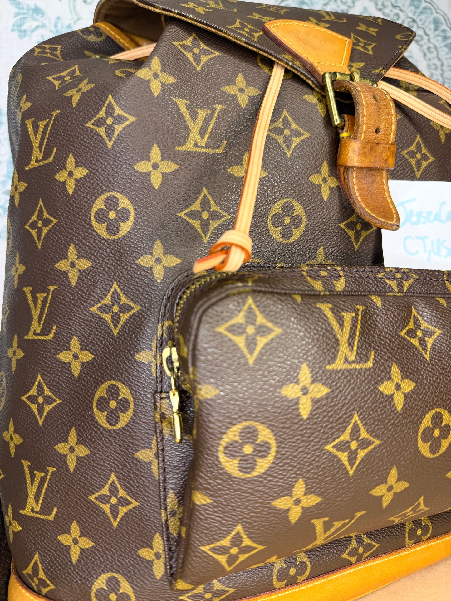 Louis Vuitton Montsouris GM