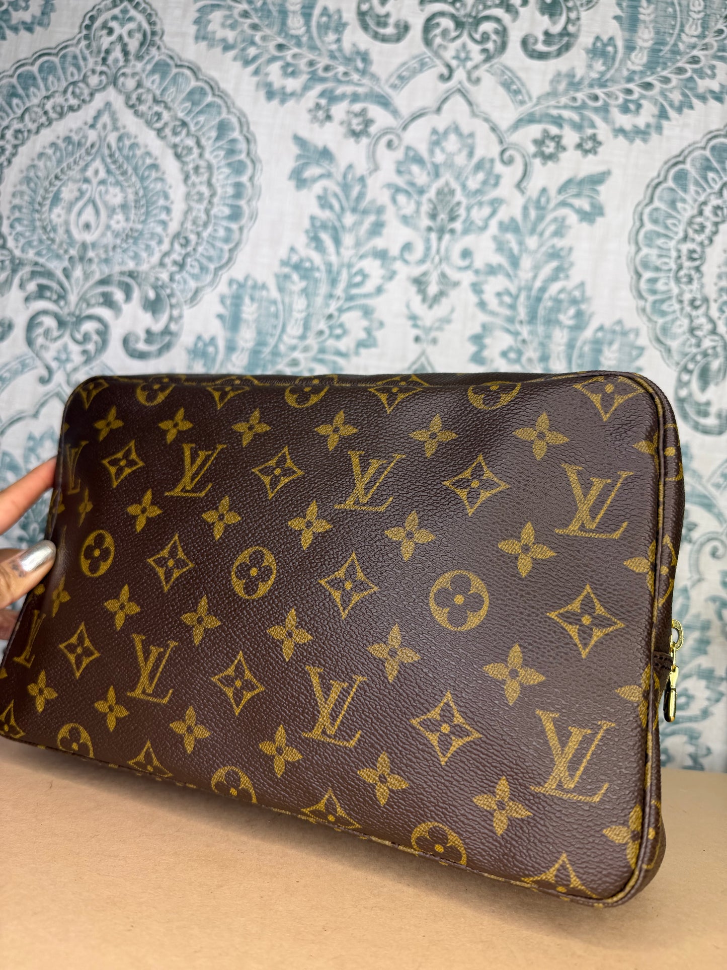 Louis Vuitton Trousse 28
