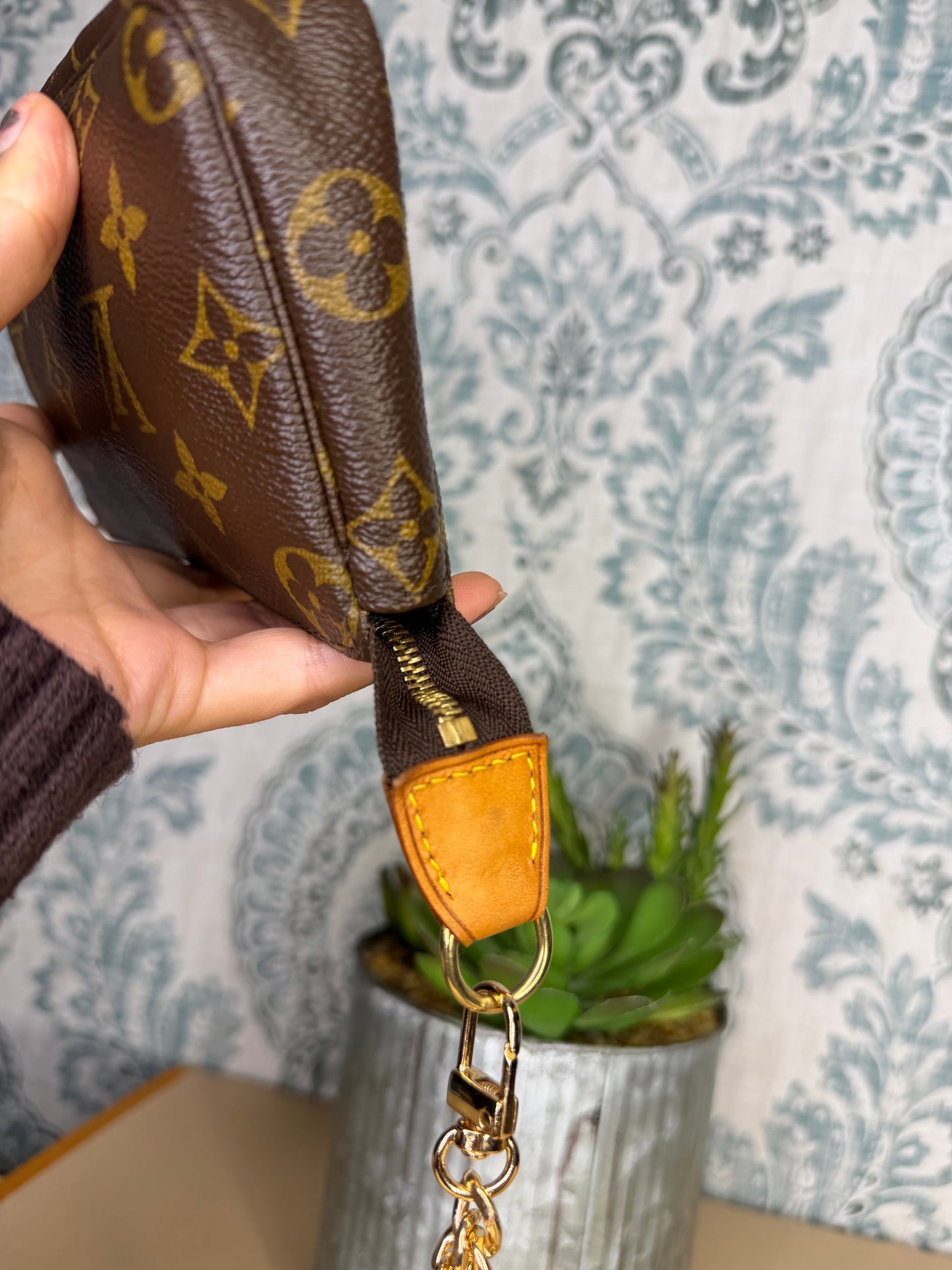 Louis Vuitton Monogram Bucket Pochette #1