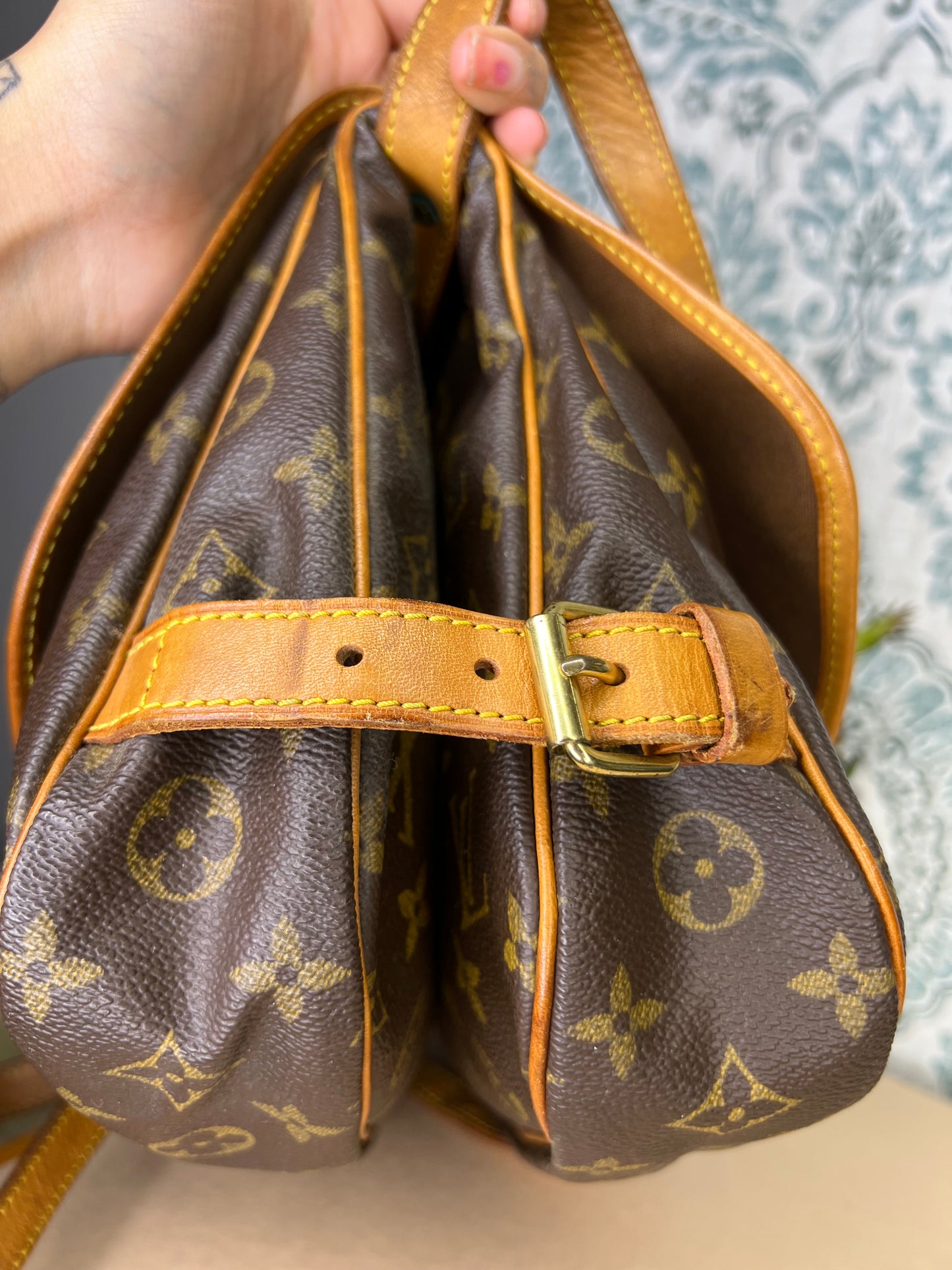 Louis Vuitton Saumur 30