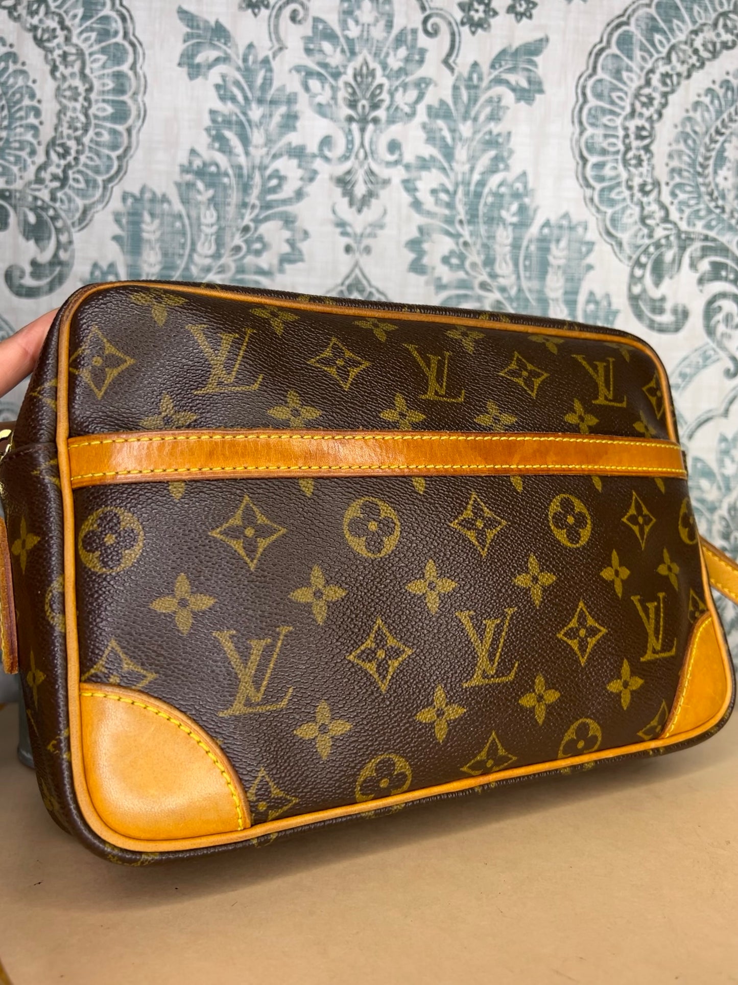 Louis Vuitton Trocadero 27