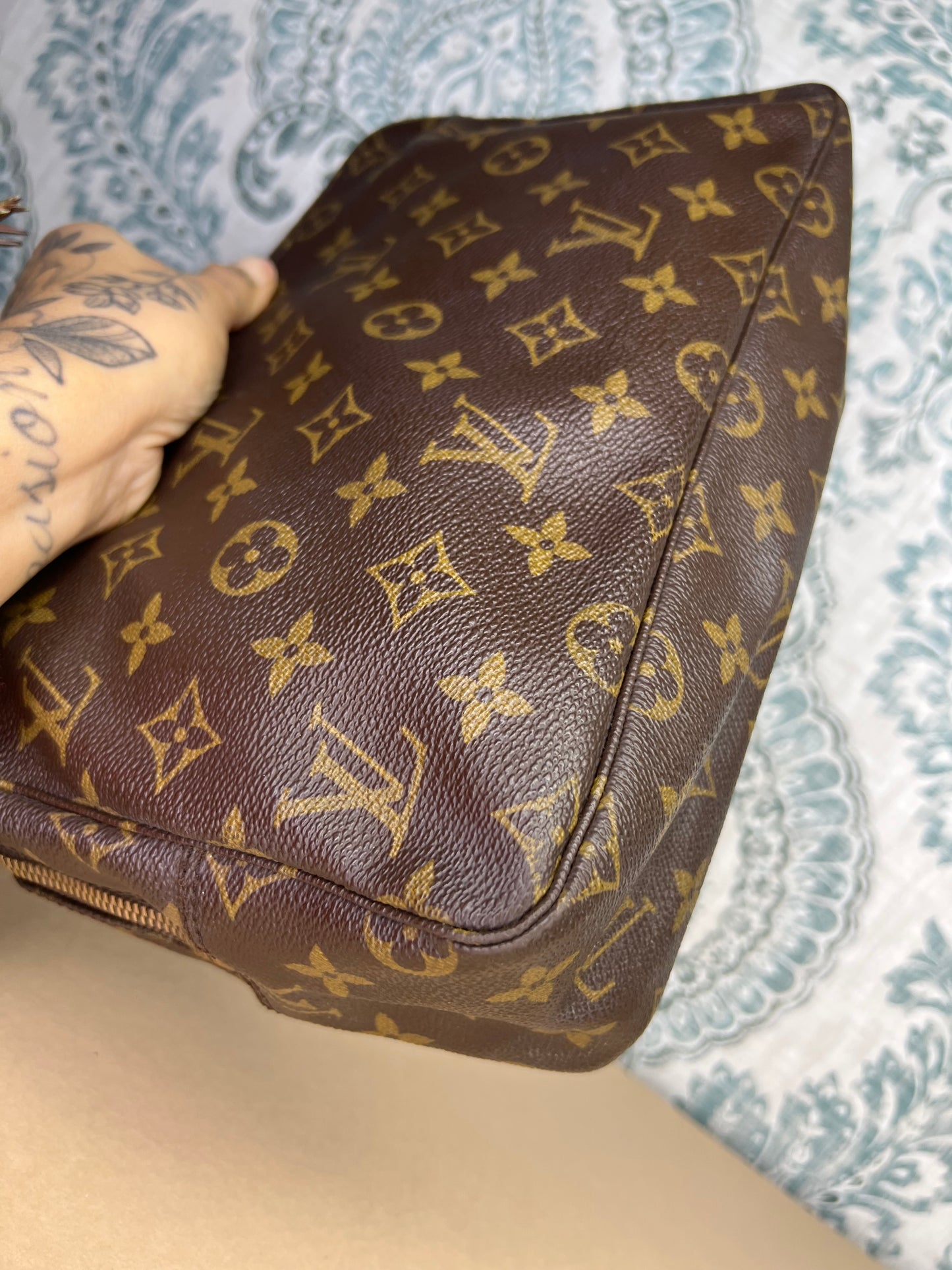 Louis Vuitton Trousse 28