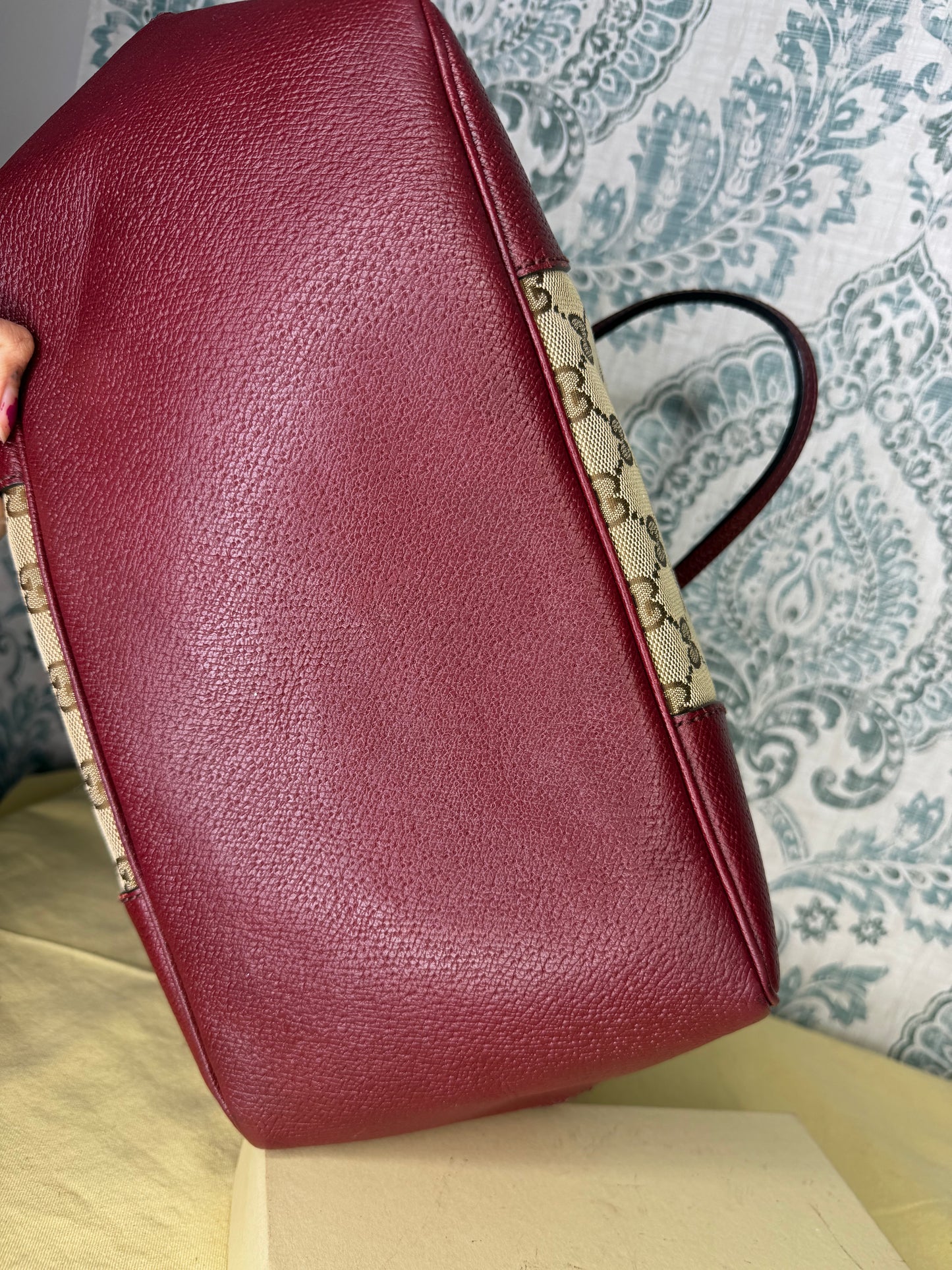 Gucci Medium Bree Zippered Tote