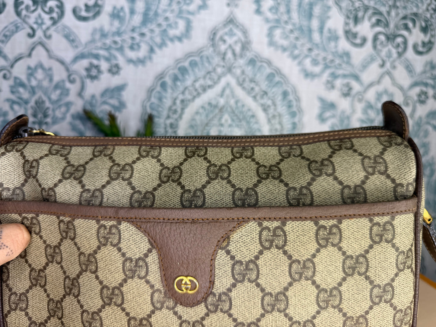 Gucci Supreme Vintage Purse