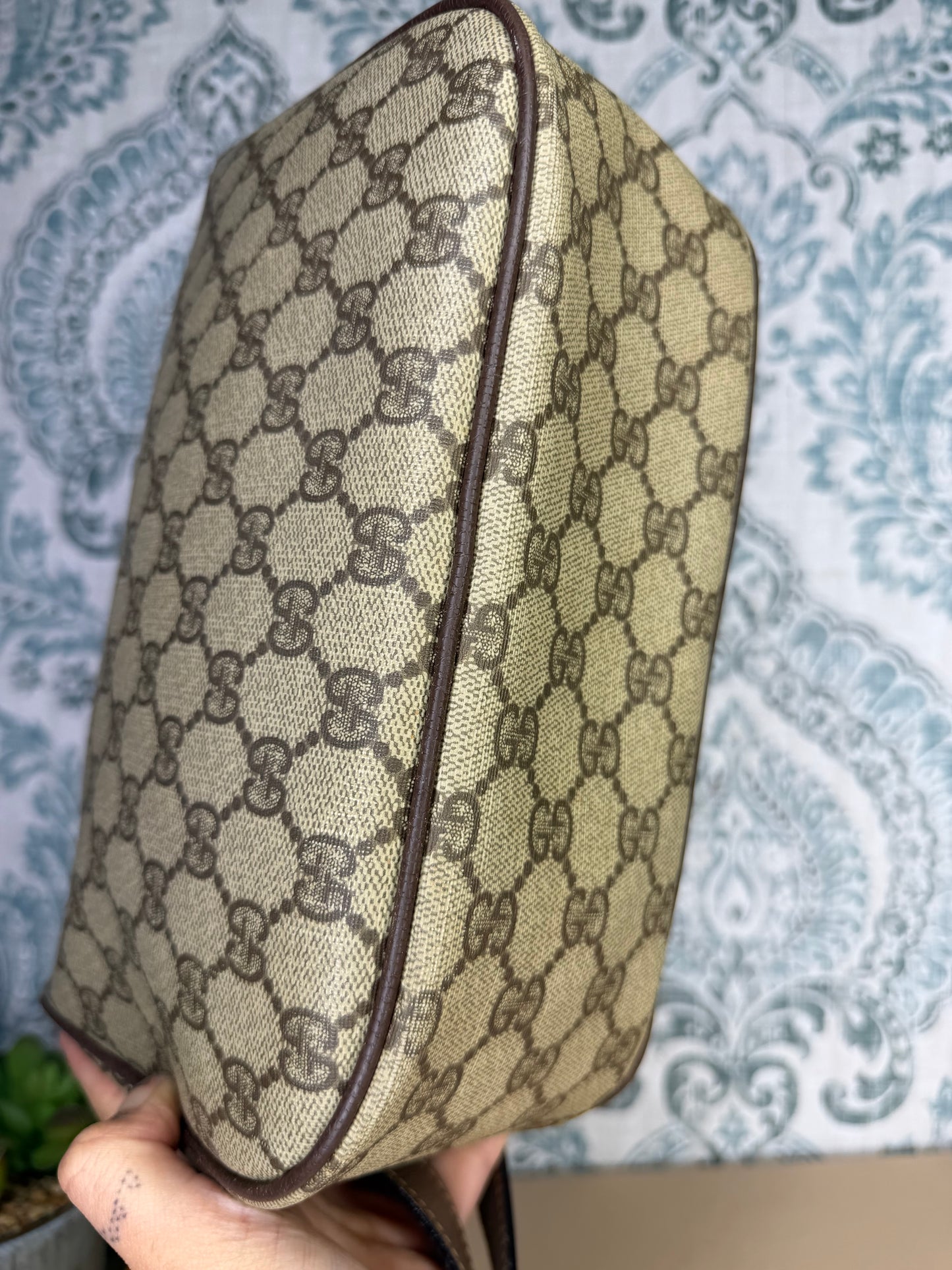 Gucci Supreme Vintage Purse