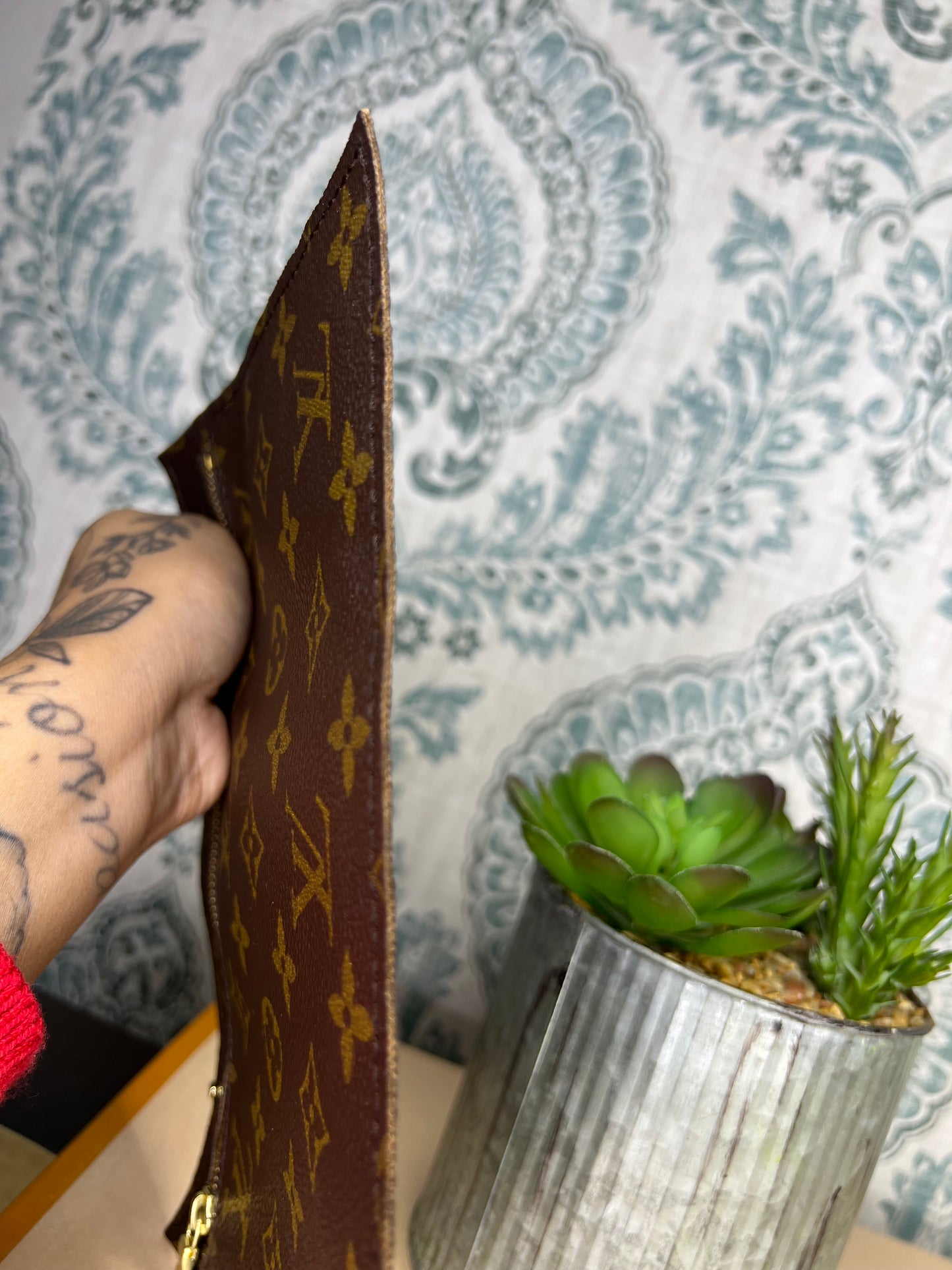 Louis Vuitton Randonnee Pouch I9