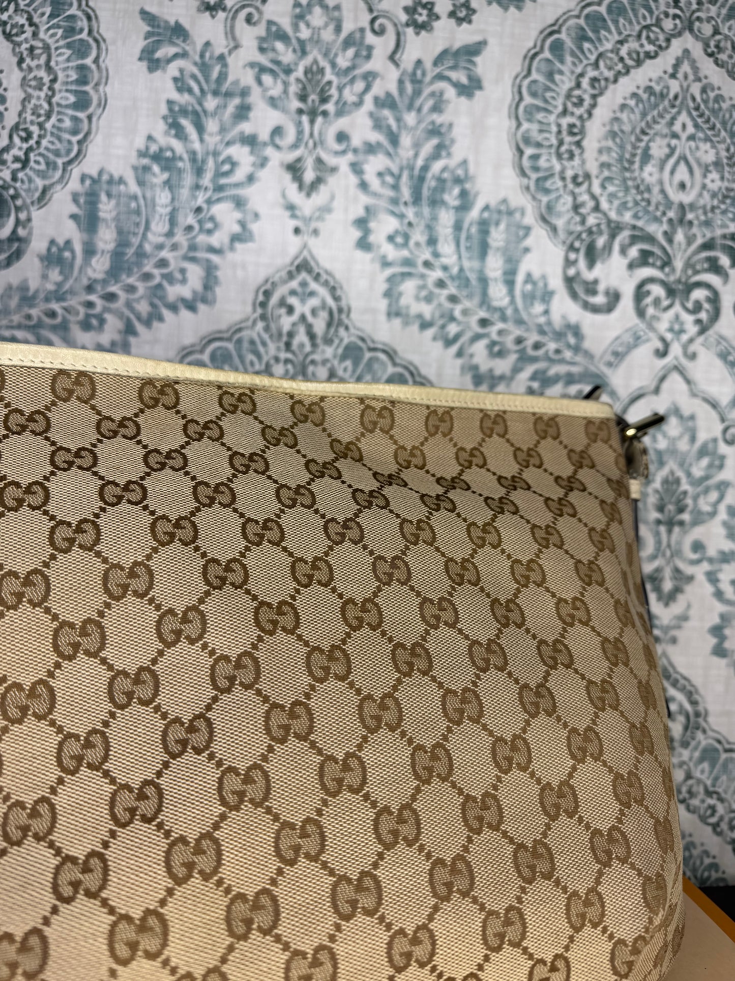 Gucci Canvas GG Beige Crossbody