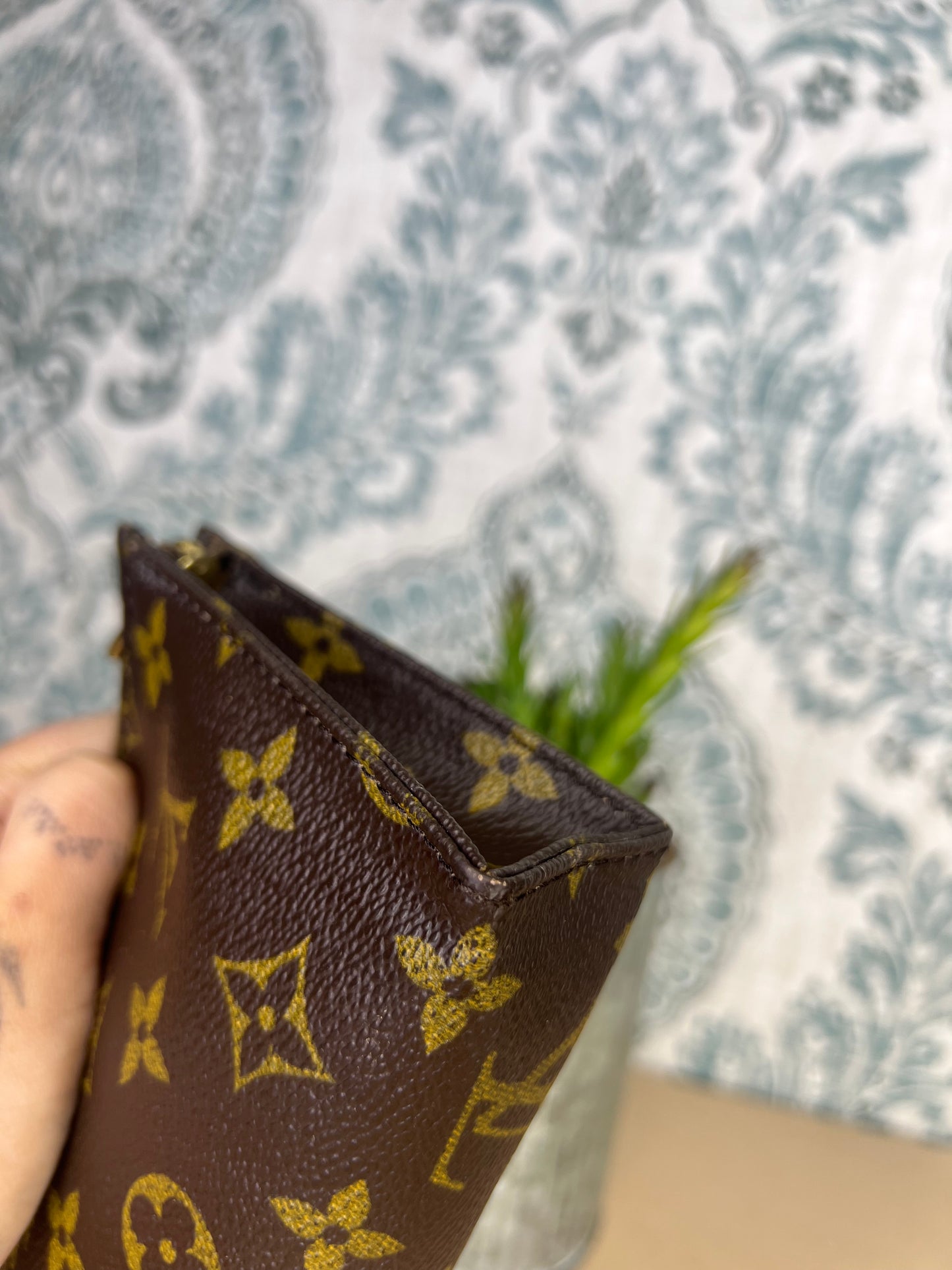 Louis Vuitton Toiletry 15