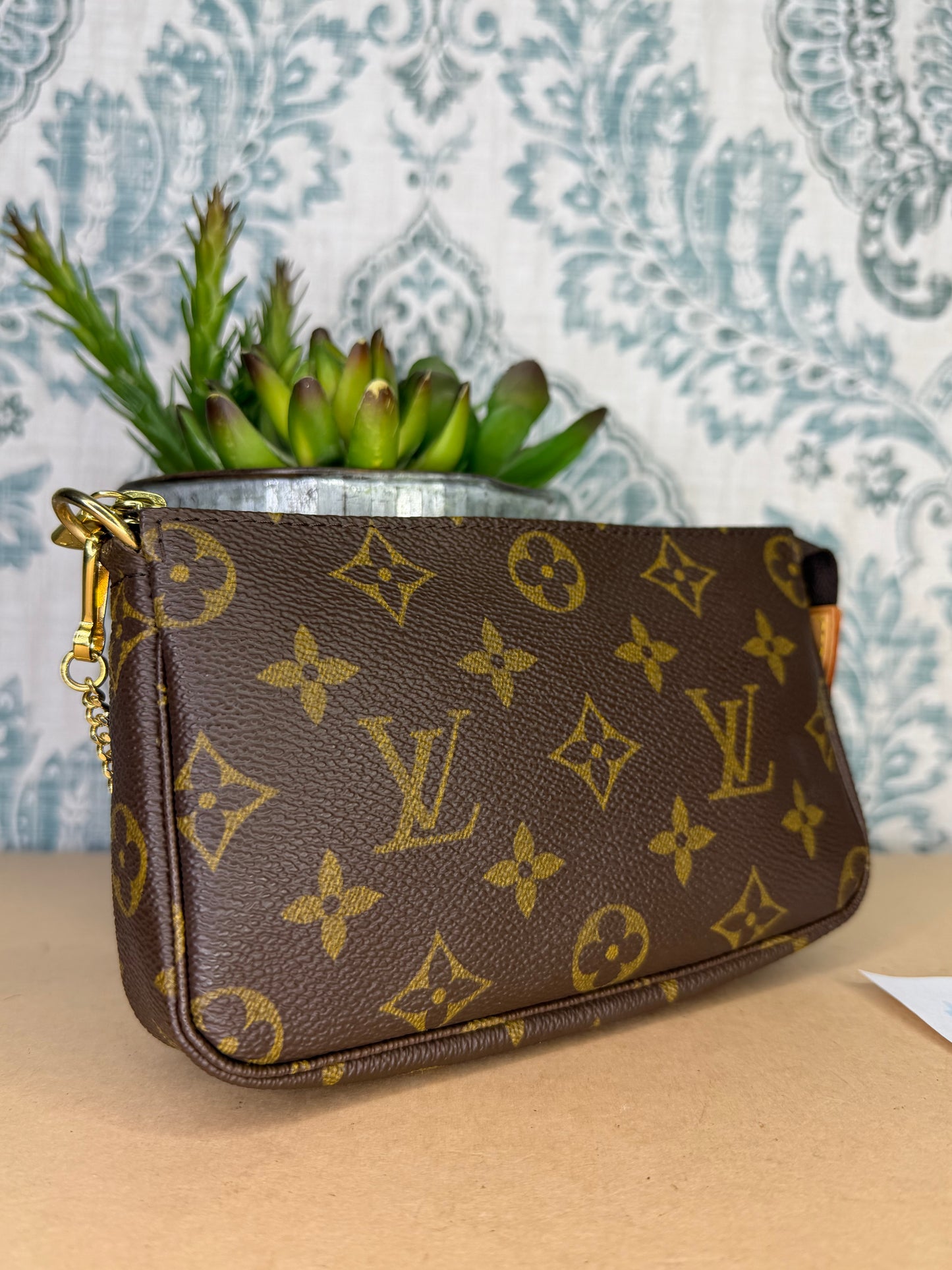 Louis Vuitton Monogram Bucket Pochette #4