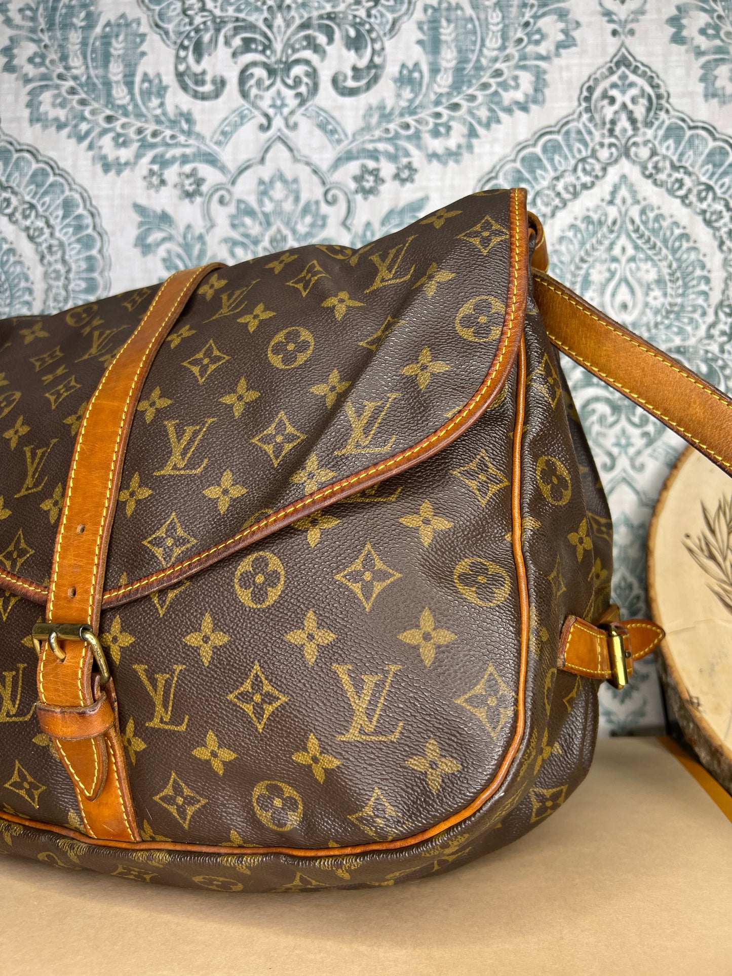 Louis Vuitton Saumur 35