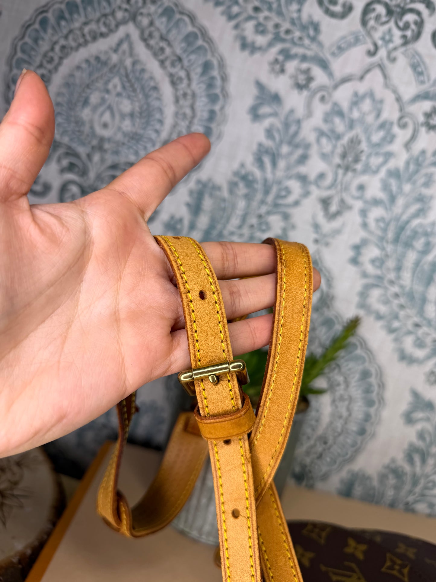 Louis Vuitton Chantilly PM
