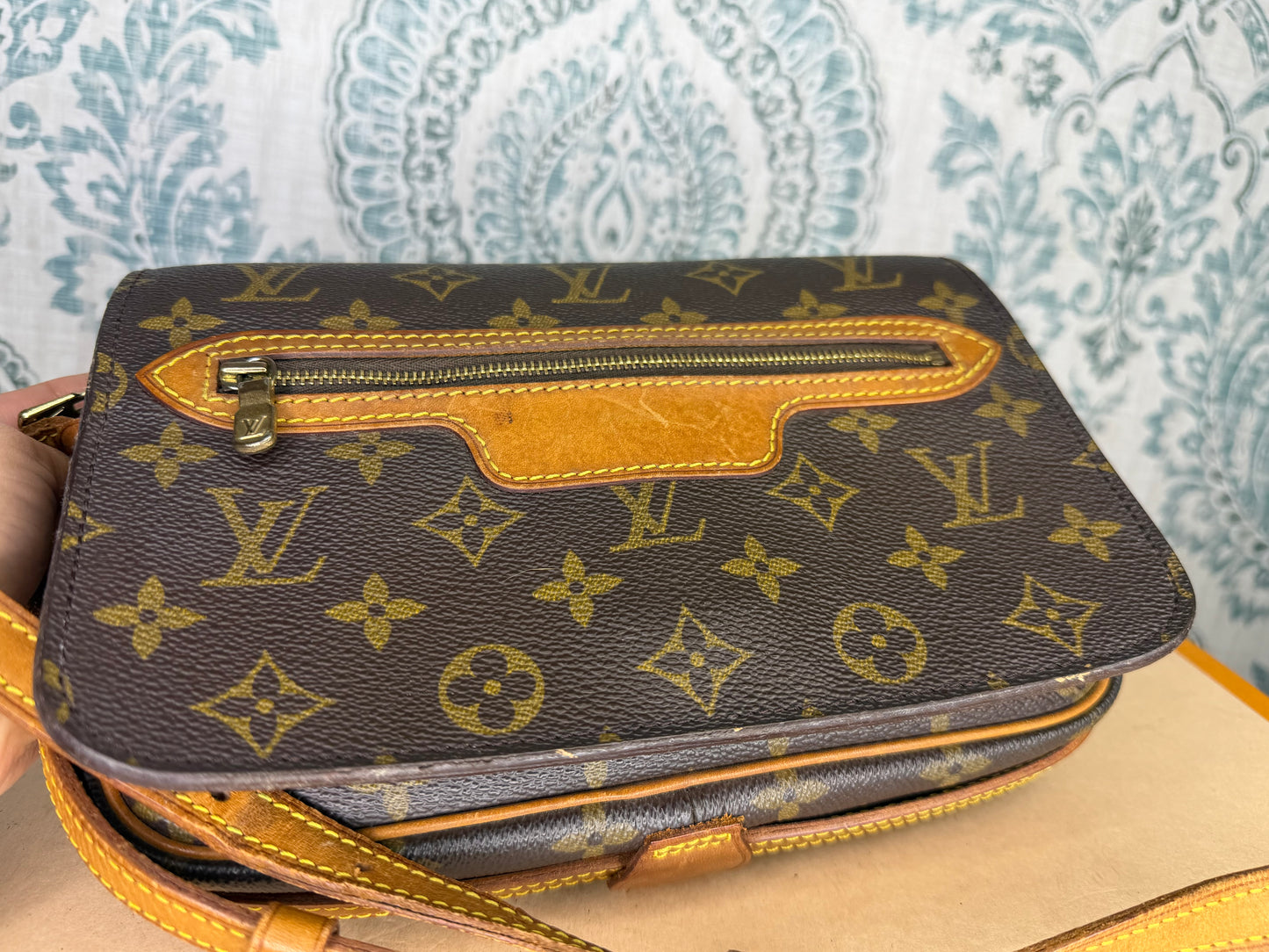 Louis Vuitton Saint Germain 24