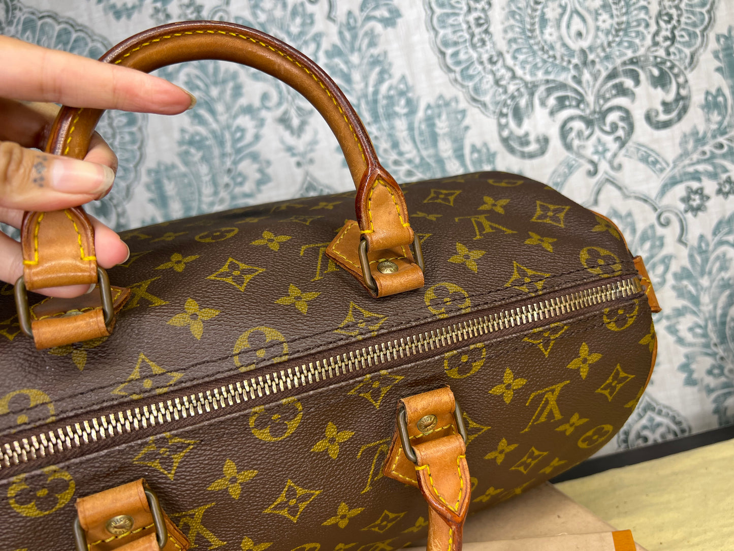 Louis Vuitton Speedy 35