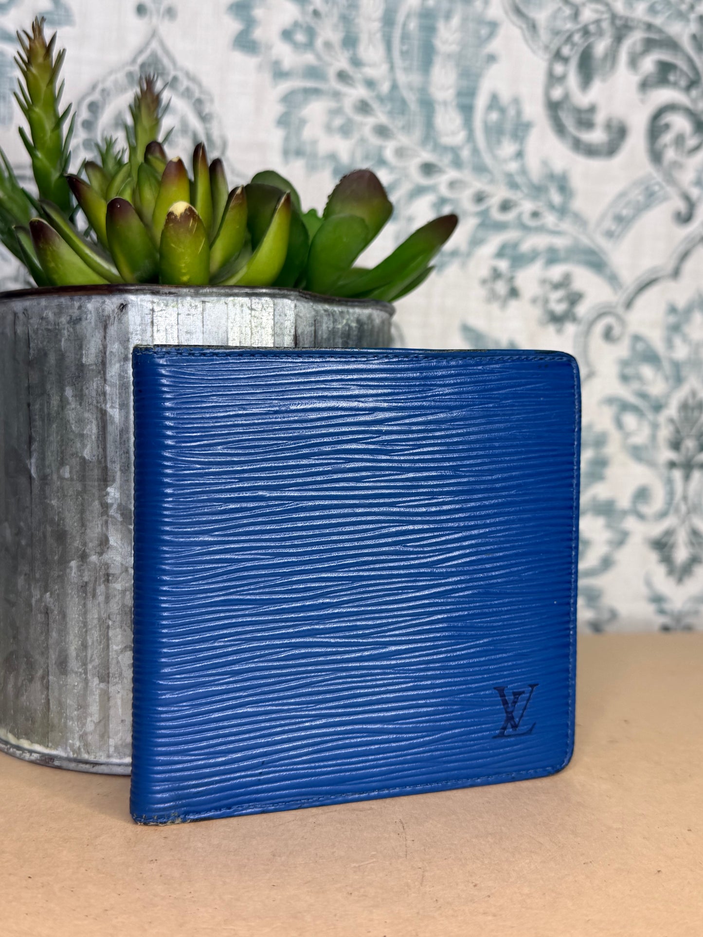 Louis Vuitton Epi Bifold Blue