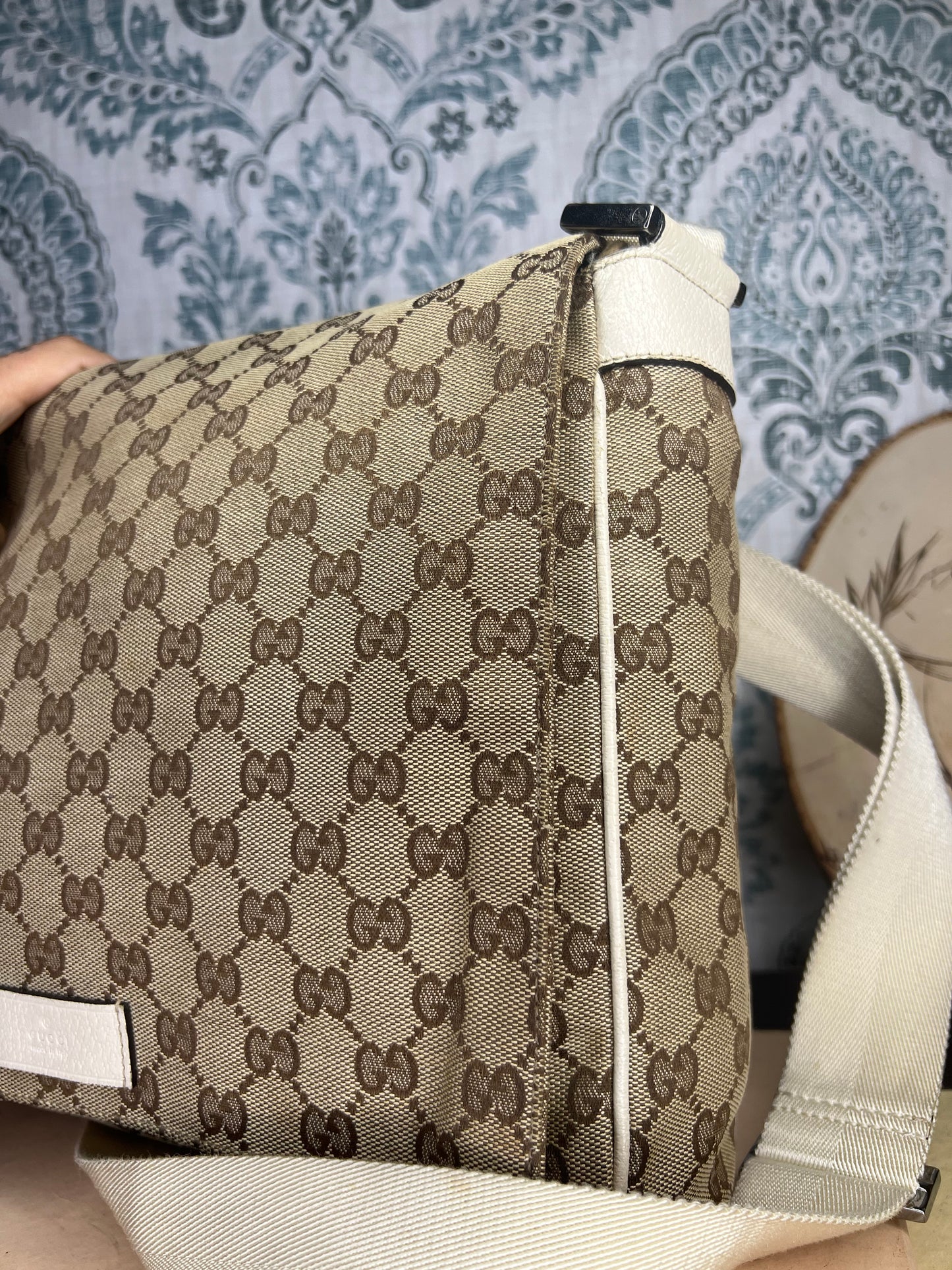 Gucci Messenger Bag
