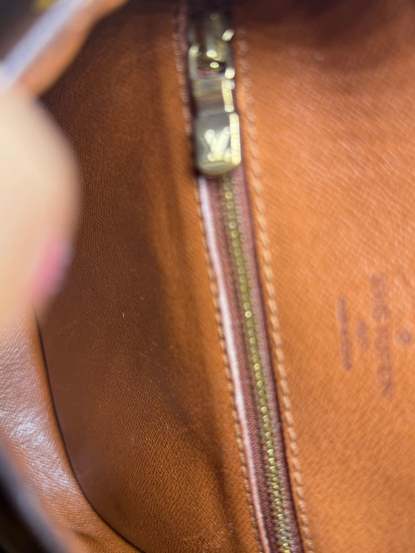 Louis Vuitton Saint Cloud MM