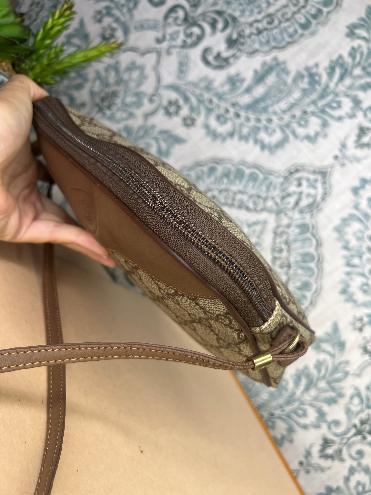 Gucci Supreme Vintage Purse